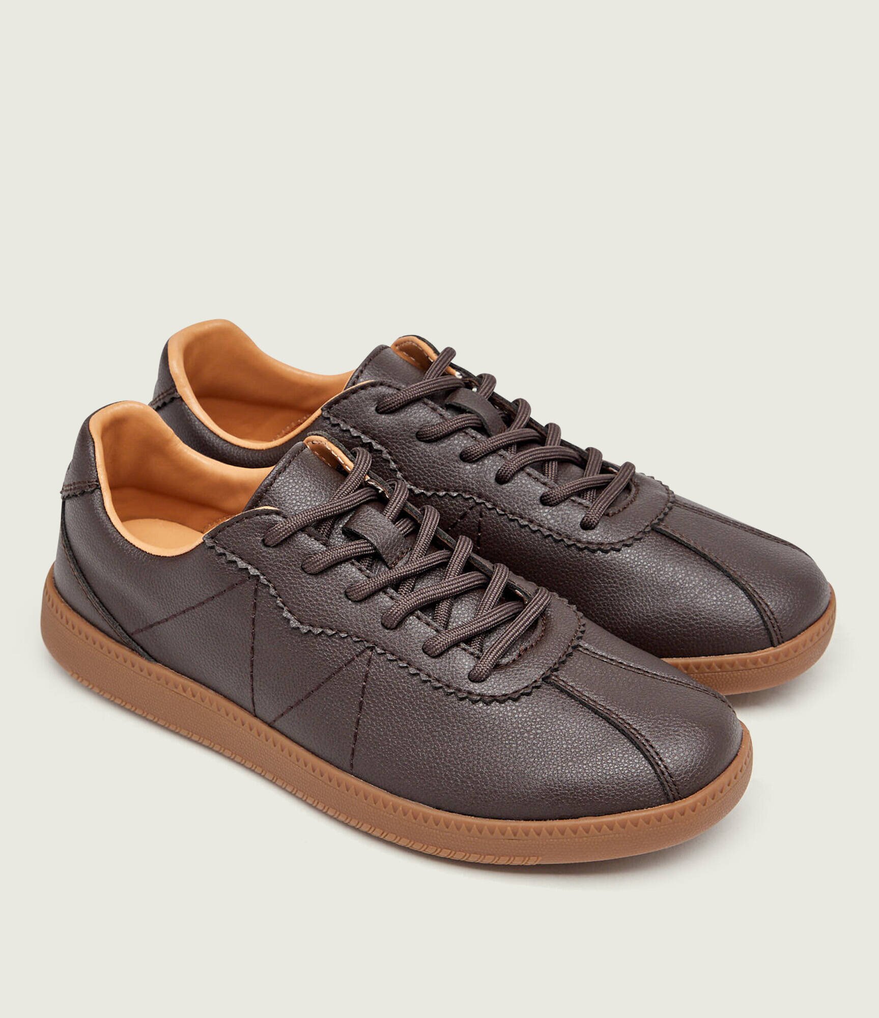 MM Sneakers lora