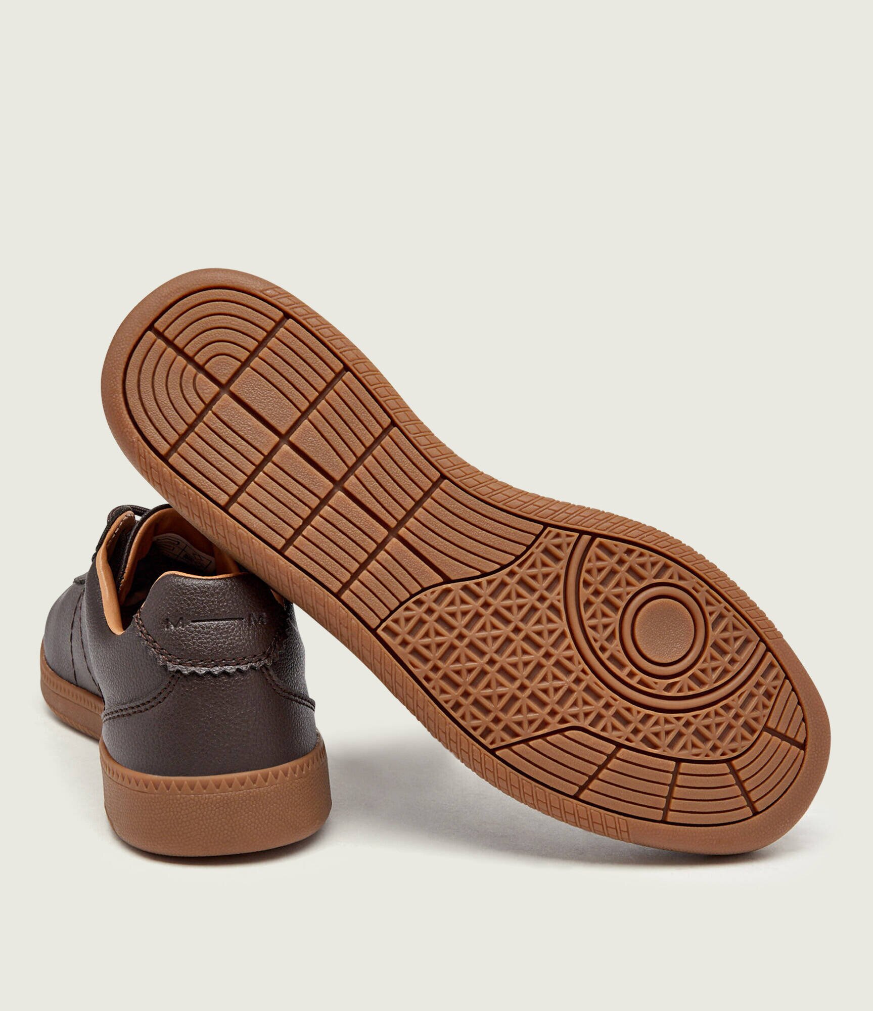 MM Sneakers lora