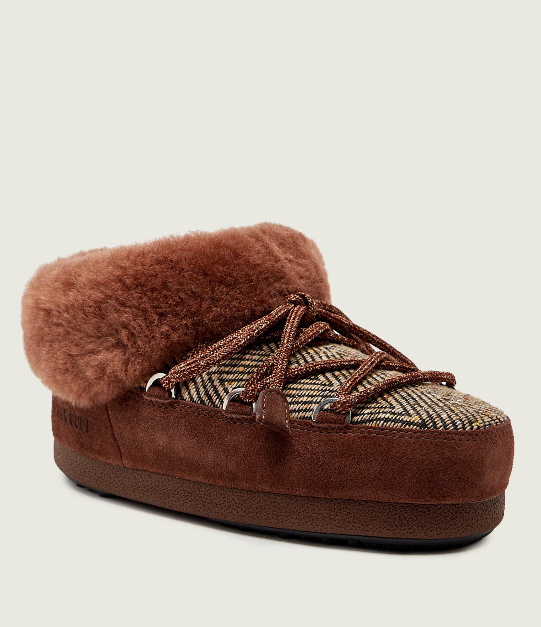 Moon Boot Bocanci X GUEST IN RESIDENCE EVX | shearling | zamsz