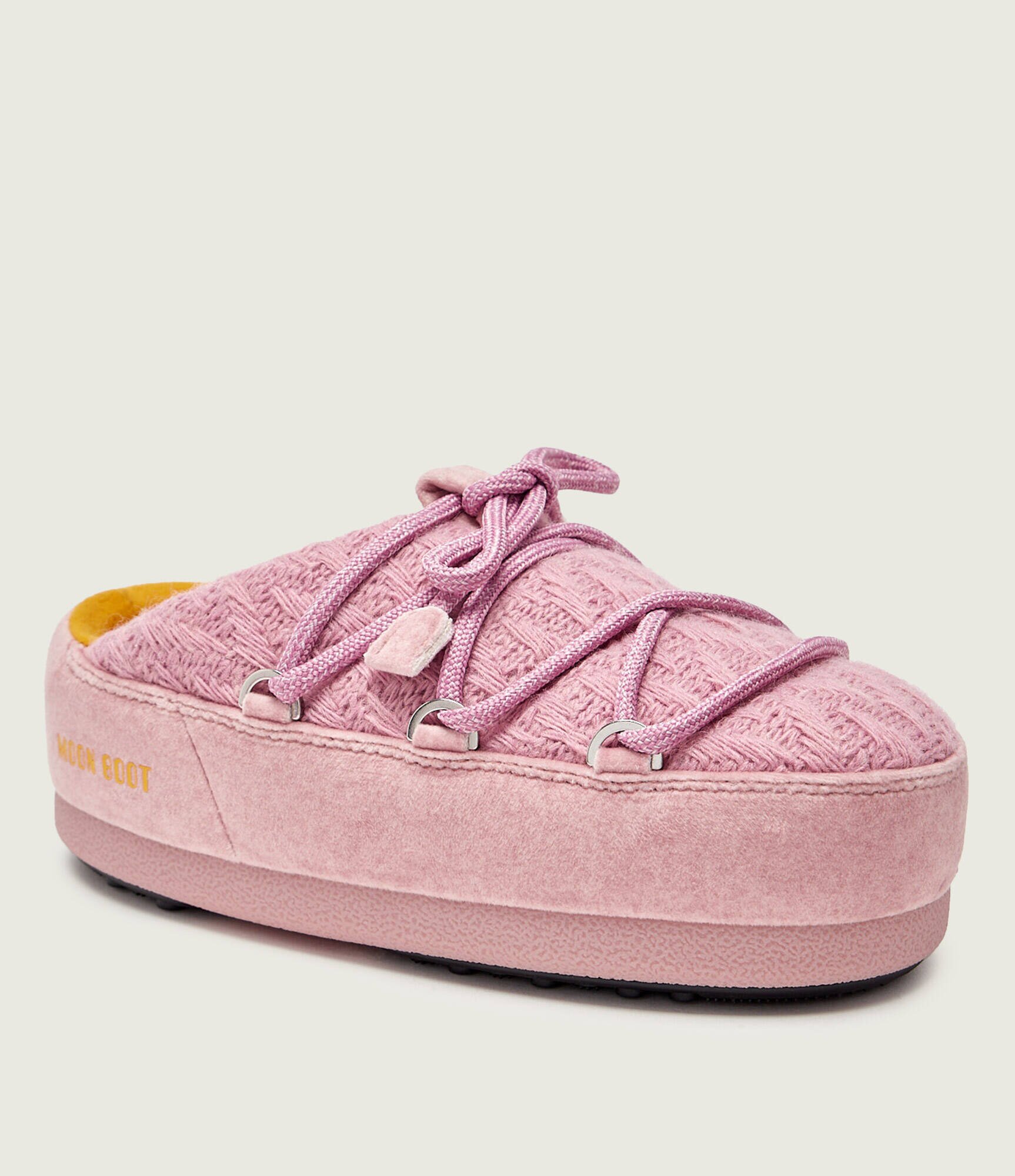 Moon Boot Mules (încălțăminte) X GUEST IN RESIDENCE EVX cu adaos de lână