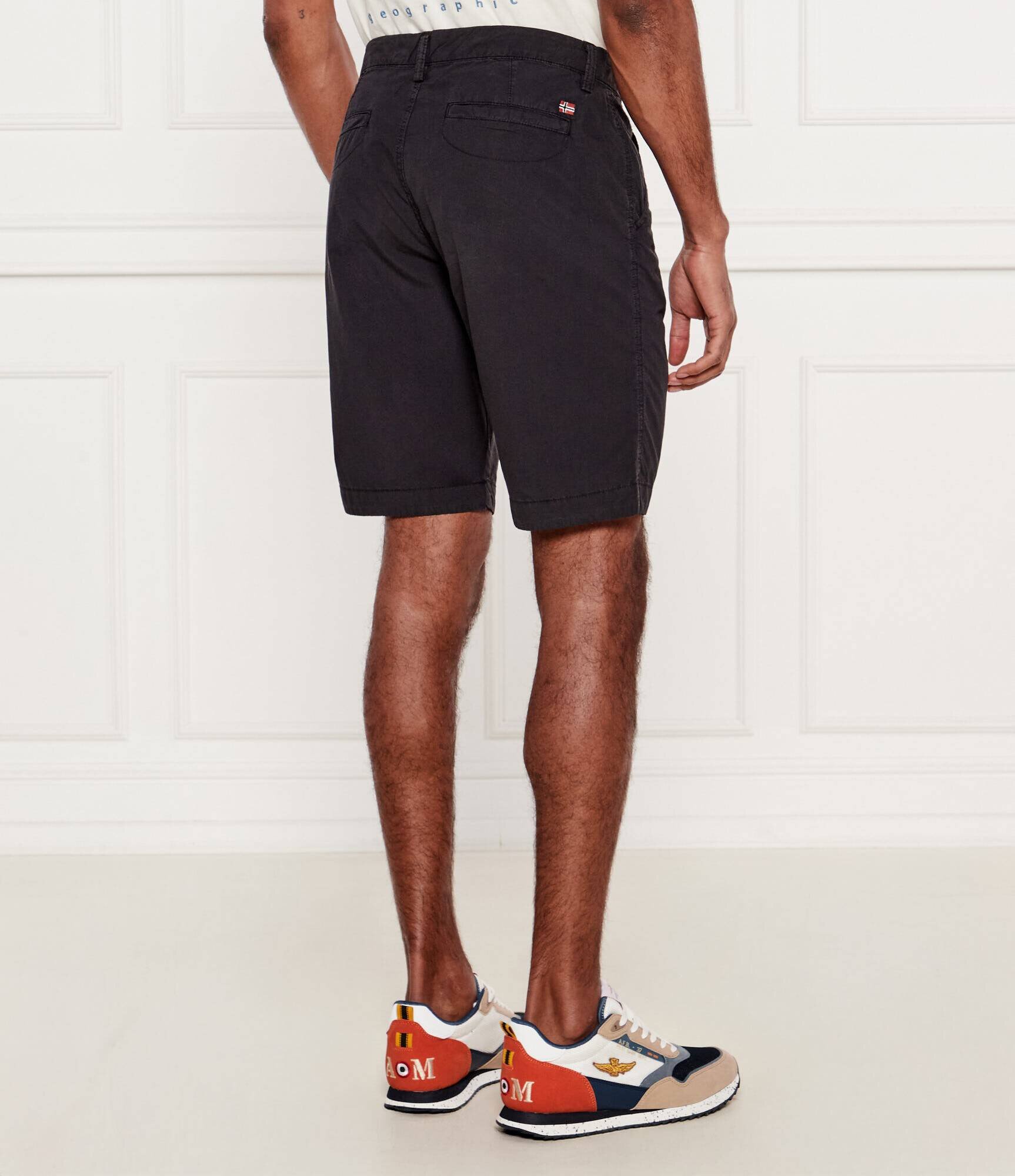 Napapijri Pantaloni scurți chino NAKURU 6 | regular fit