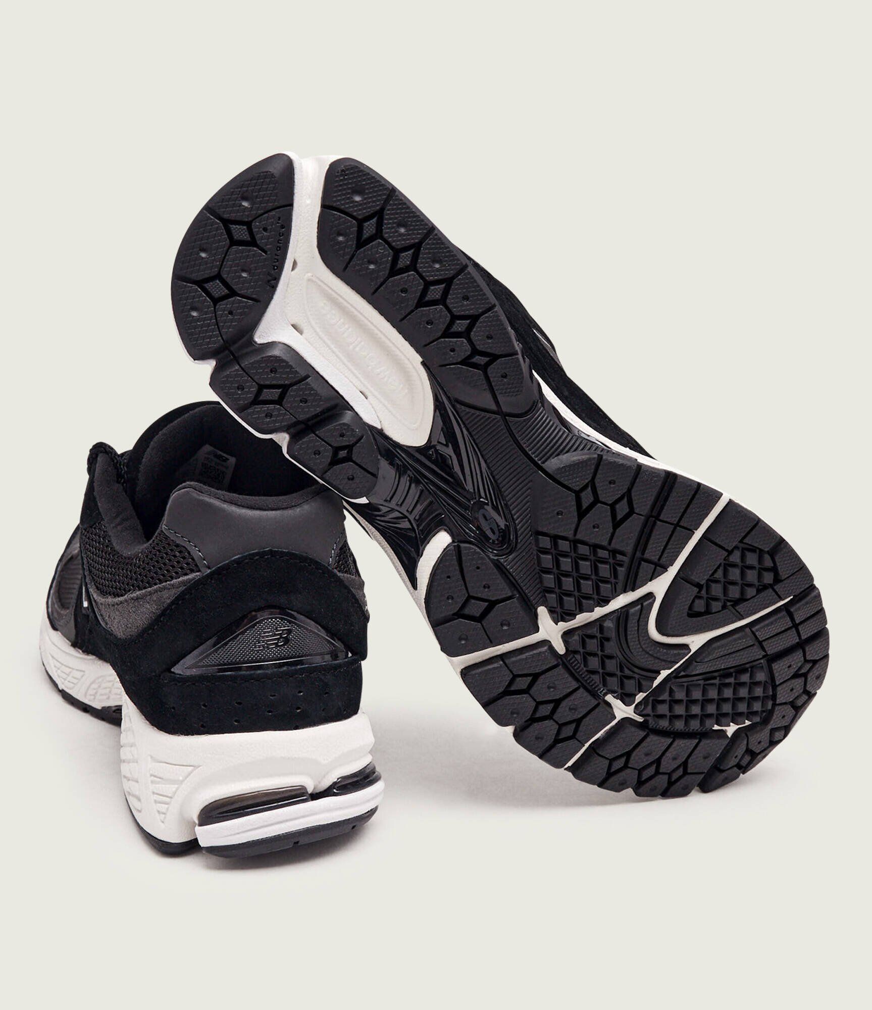 New Balance Sneakers M2002 | piele întoarsă