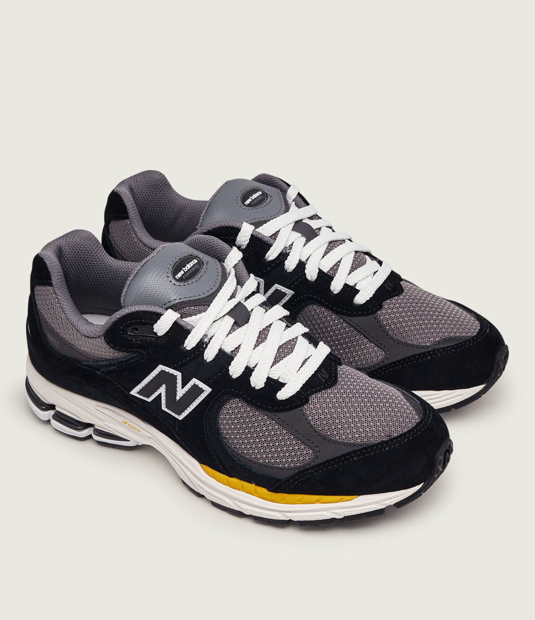 New Balance Sneakers NBU2002 | piele întoarsă