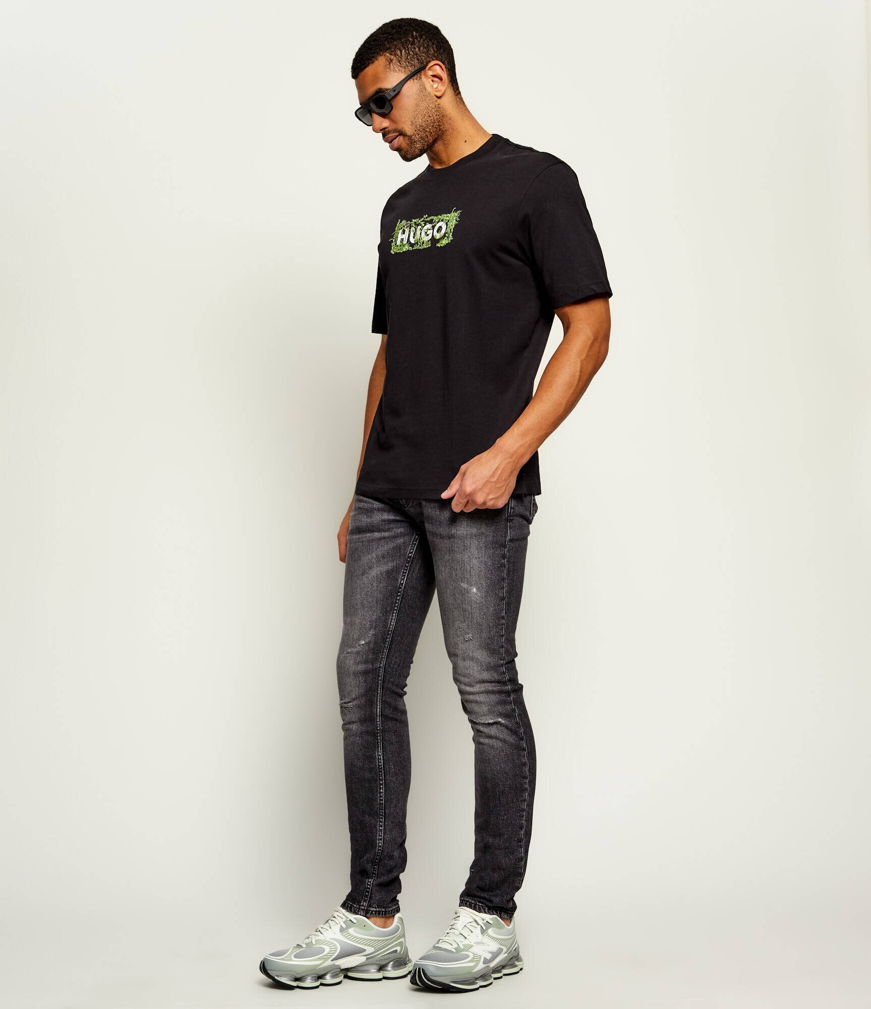 New Balance Sneakers U2000