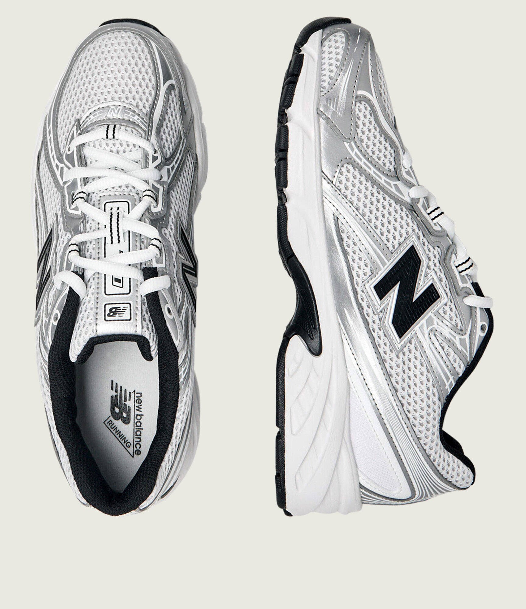 New Balance Sneakers U740