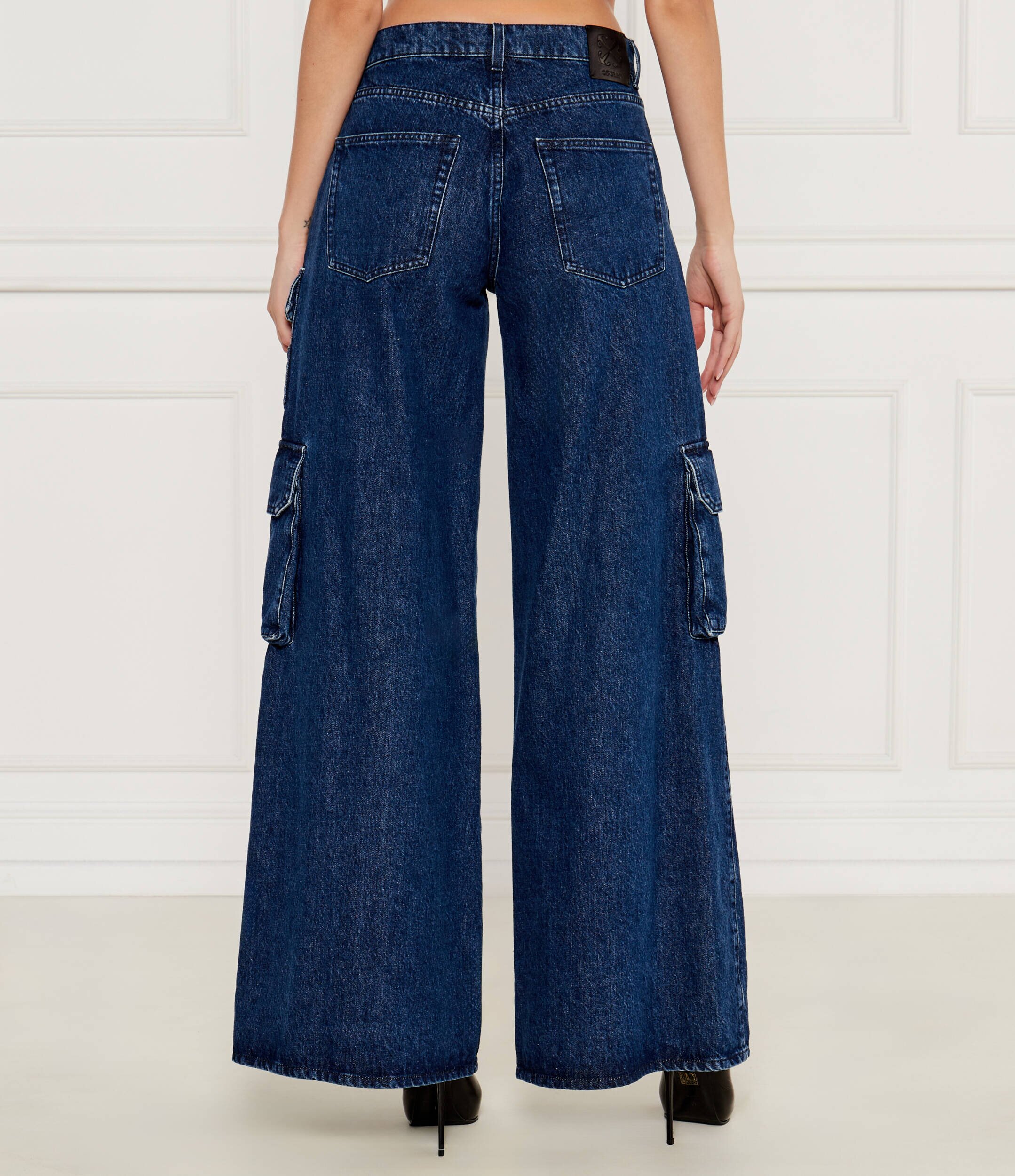 OFF-WHITE Blugi | flare fit