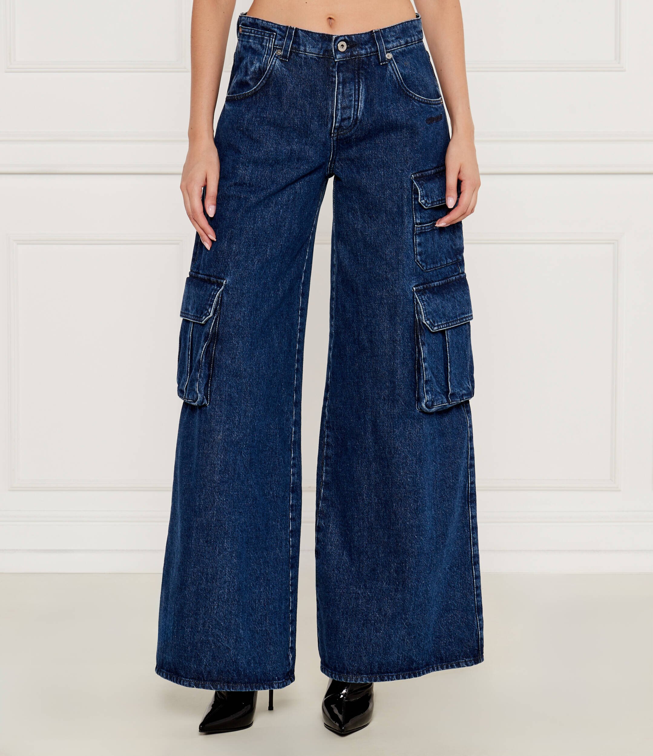 OFF-WHITE Blugi | flare fit