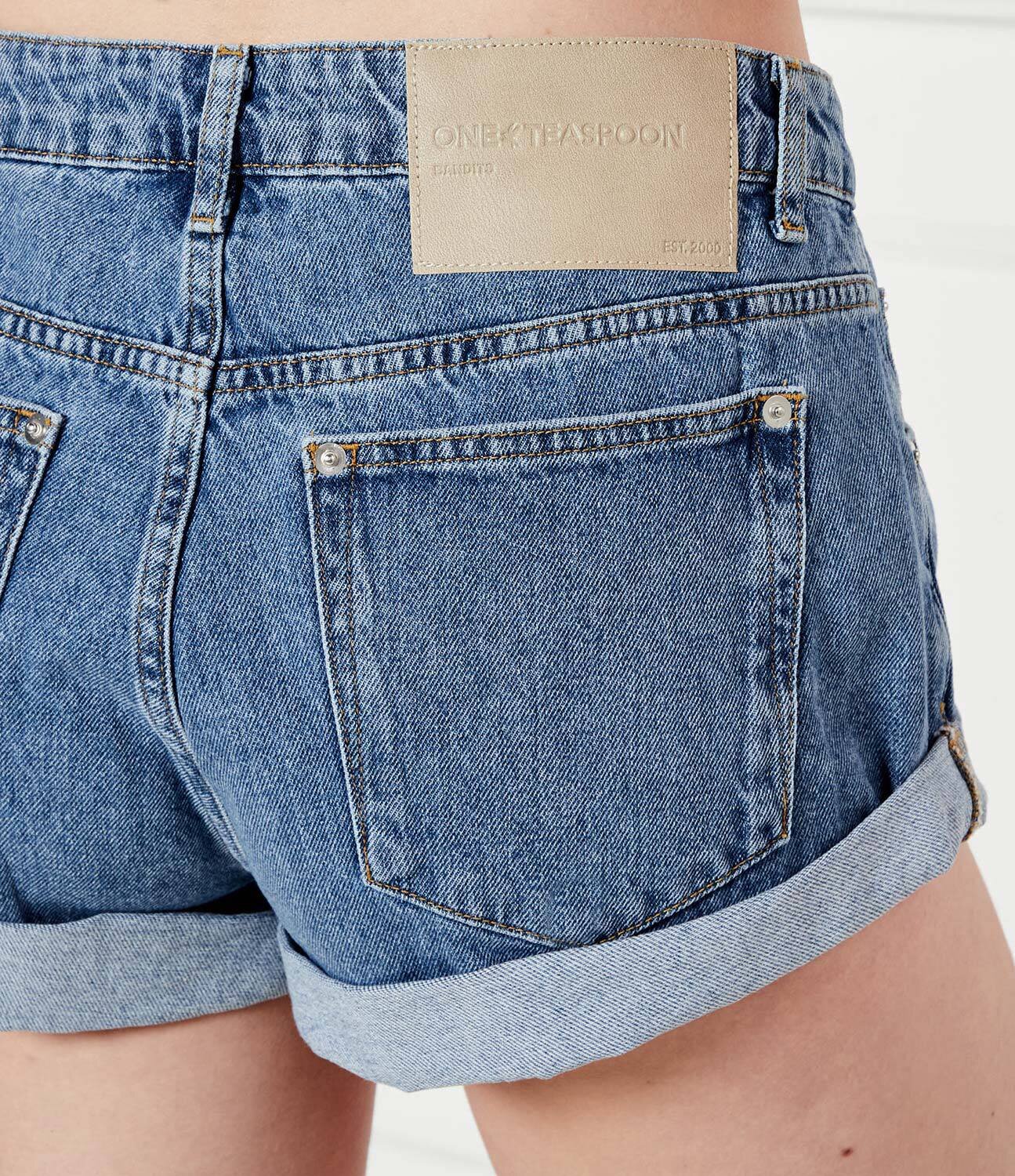 ONE TEASPOON De blugi pantaloni scurți Bandit | Loose fit | low waist