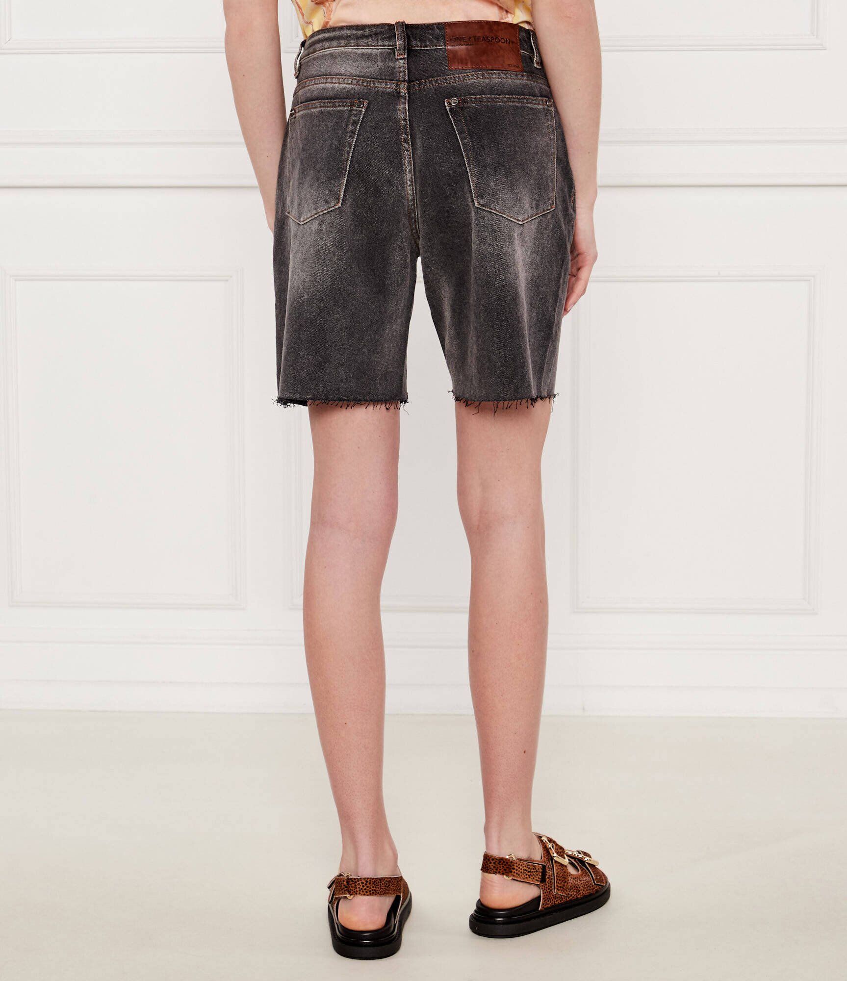 ONE TEASPOON De blugi pantaloni scurți JACKSONS | Relaxed fit