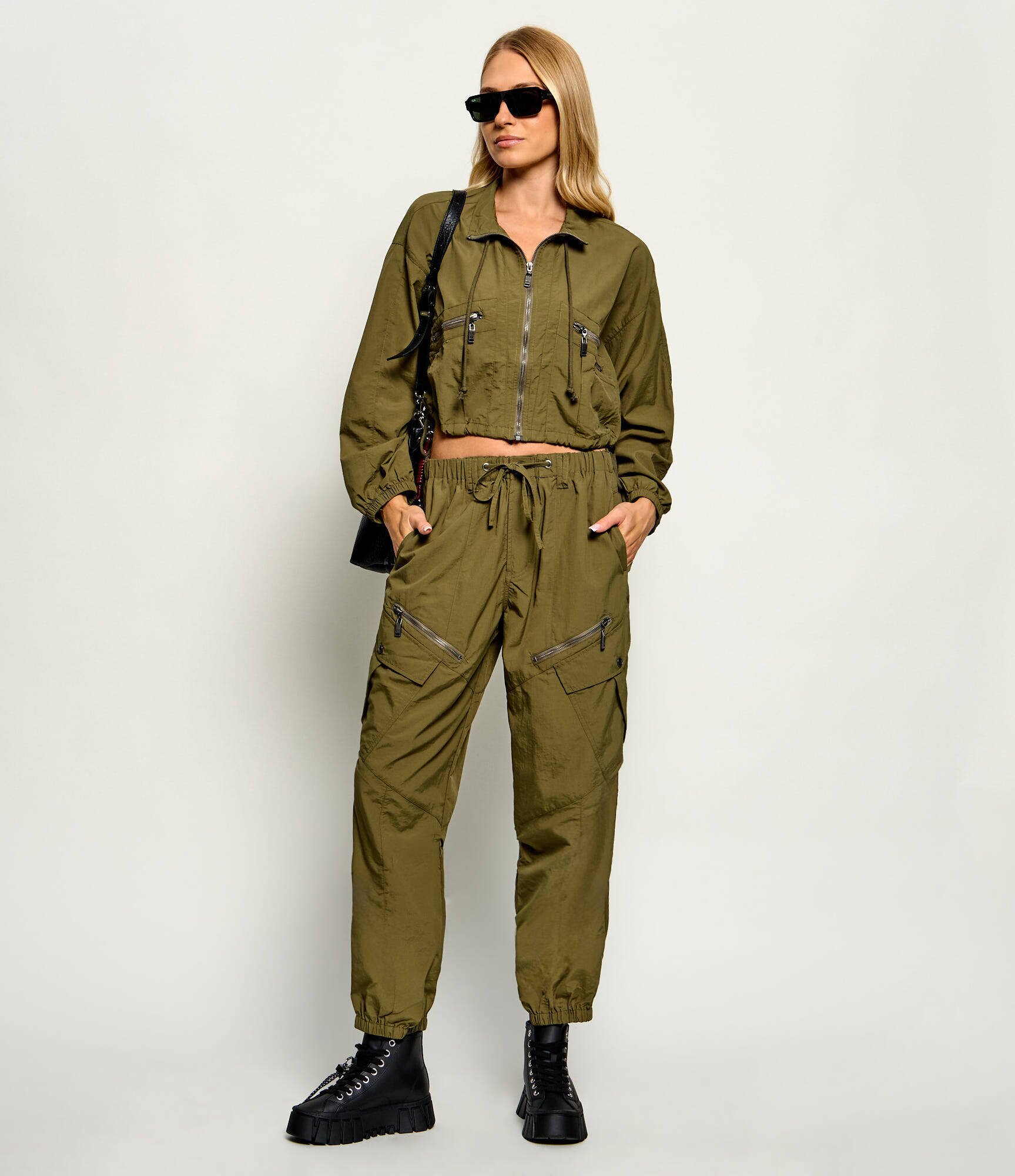 ONE TEASPOON Pantaloni cargo Drift Utility | Relaxed fit