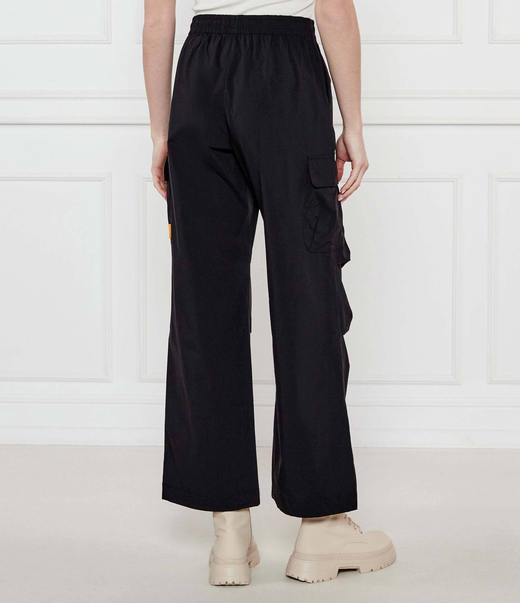Parajumpers Pantaloni cargo AVICE | Oversize fit