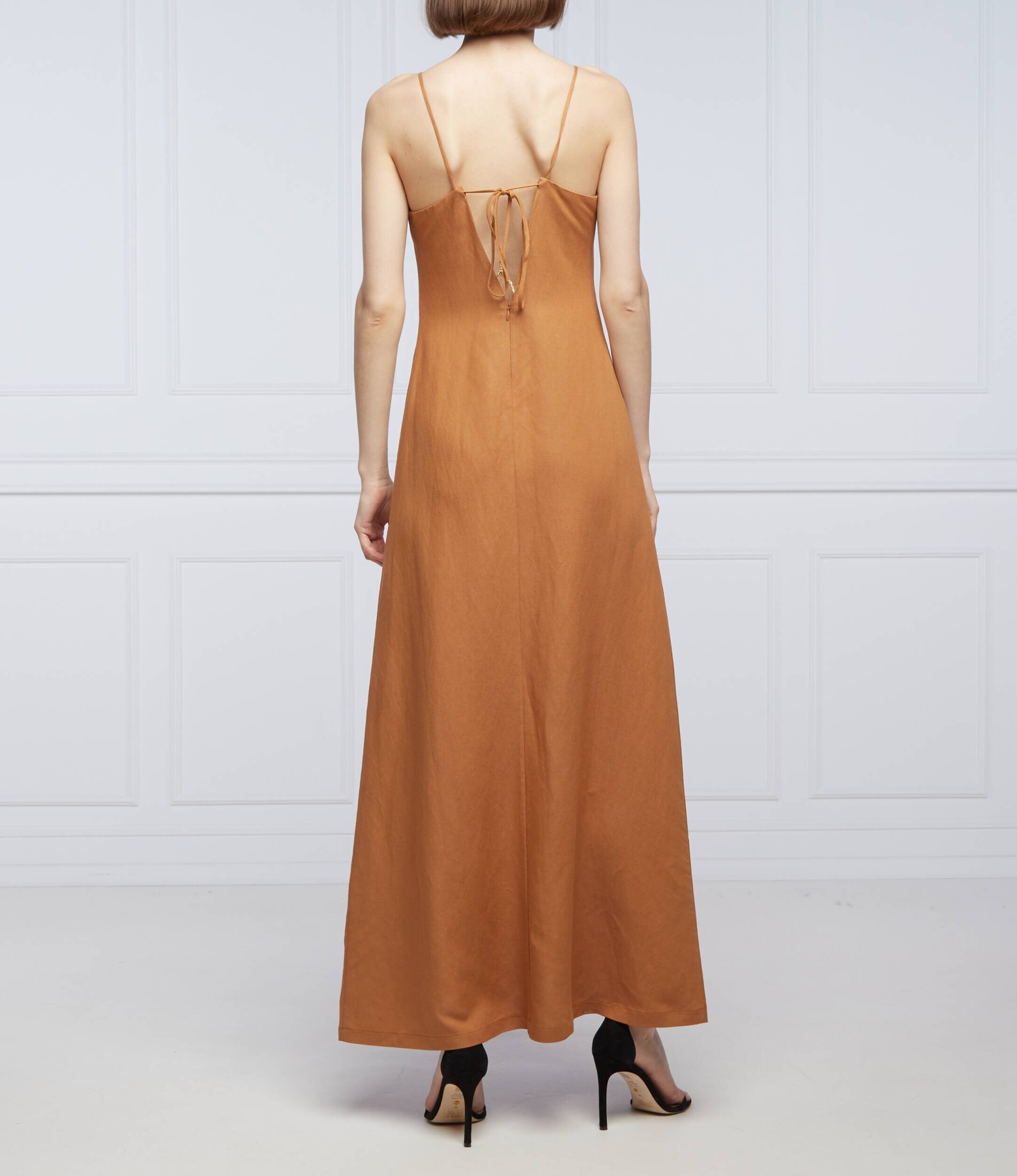 Patrizia Pepe De in rochie