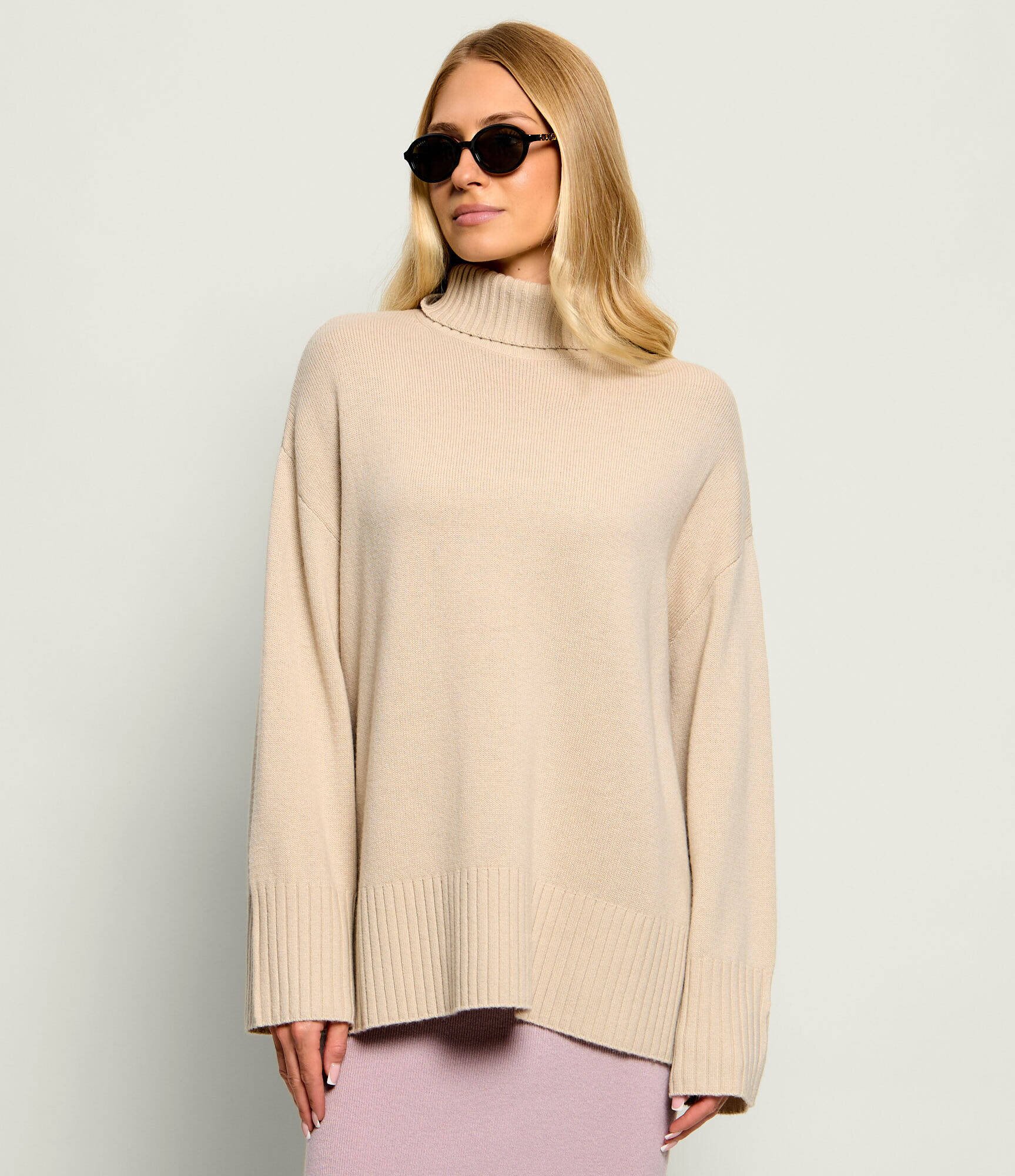 Pinko De lână maletă Tampere Dolcevita | Oversize fit cu adaos de cașmir