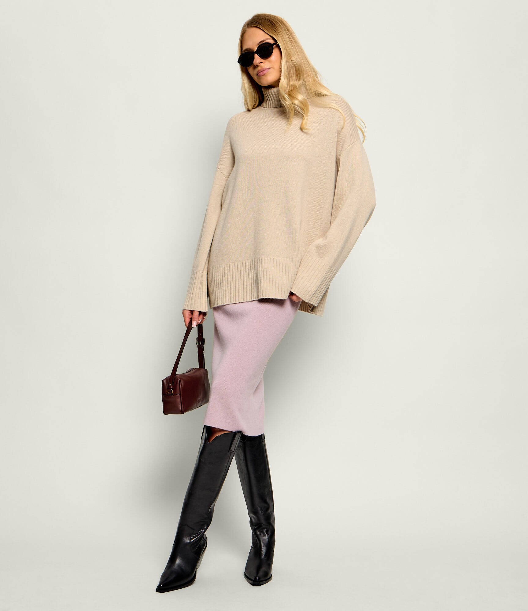 Pinko De lână maletă Tampere Dolcevita | Oversize fit cu adaos de cașmir