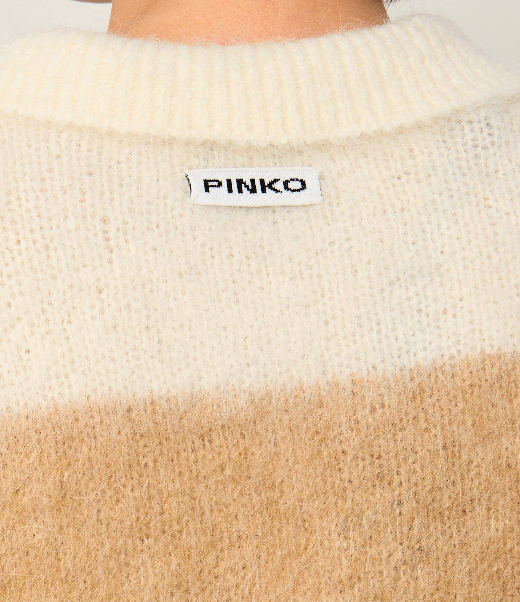 Pinko De lână pulover Strillo | Relaxed fit