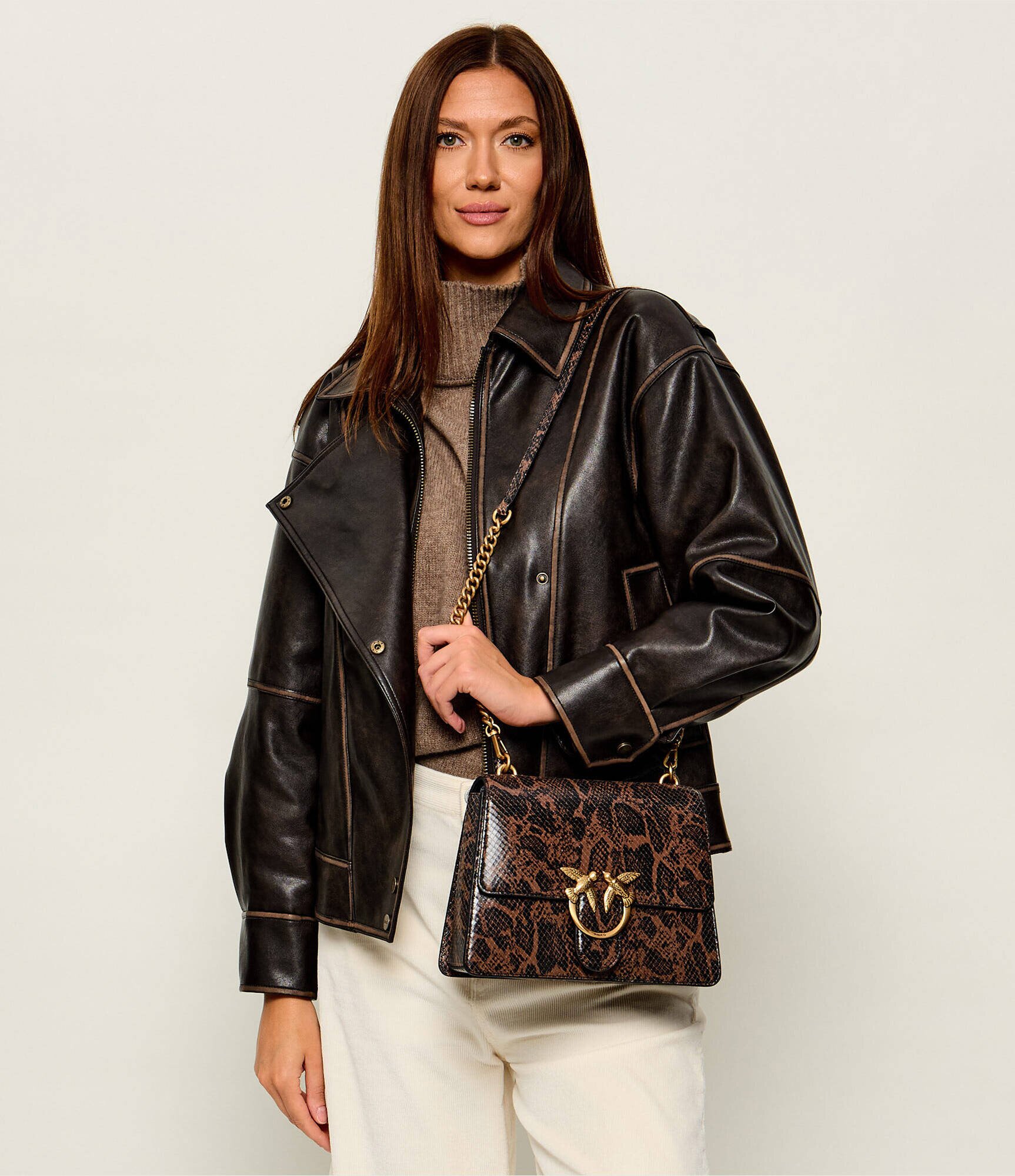 Pinko De piele cufăr Love One top