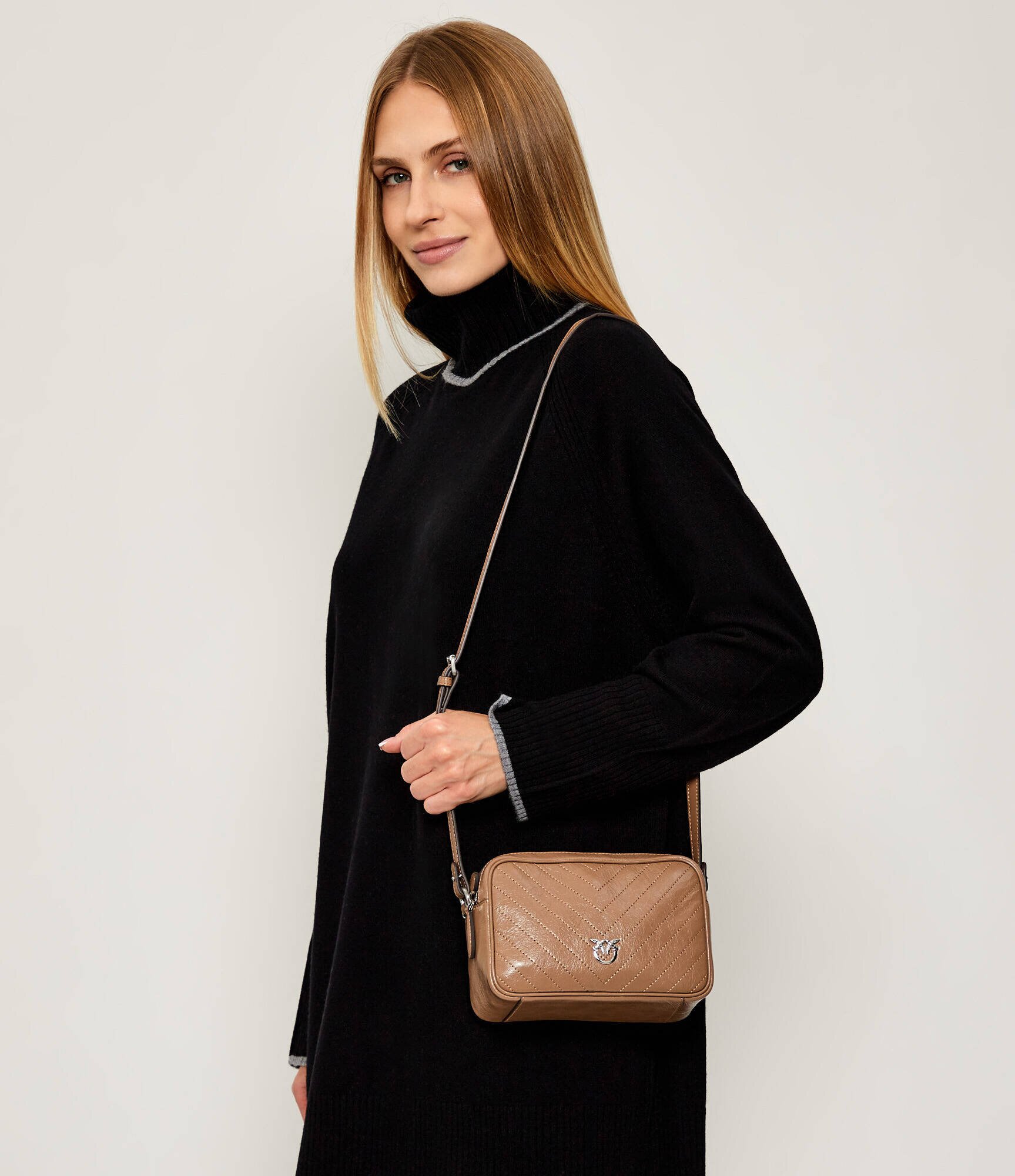 Pinko De piele geantă poștaș Carrie