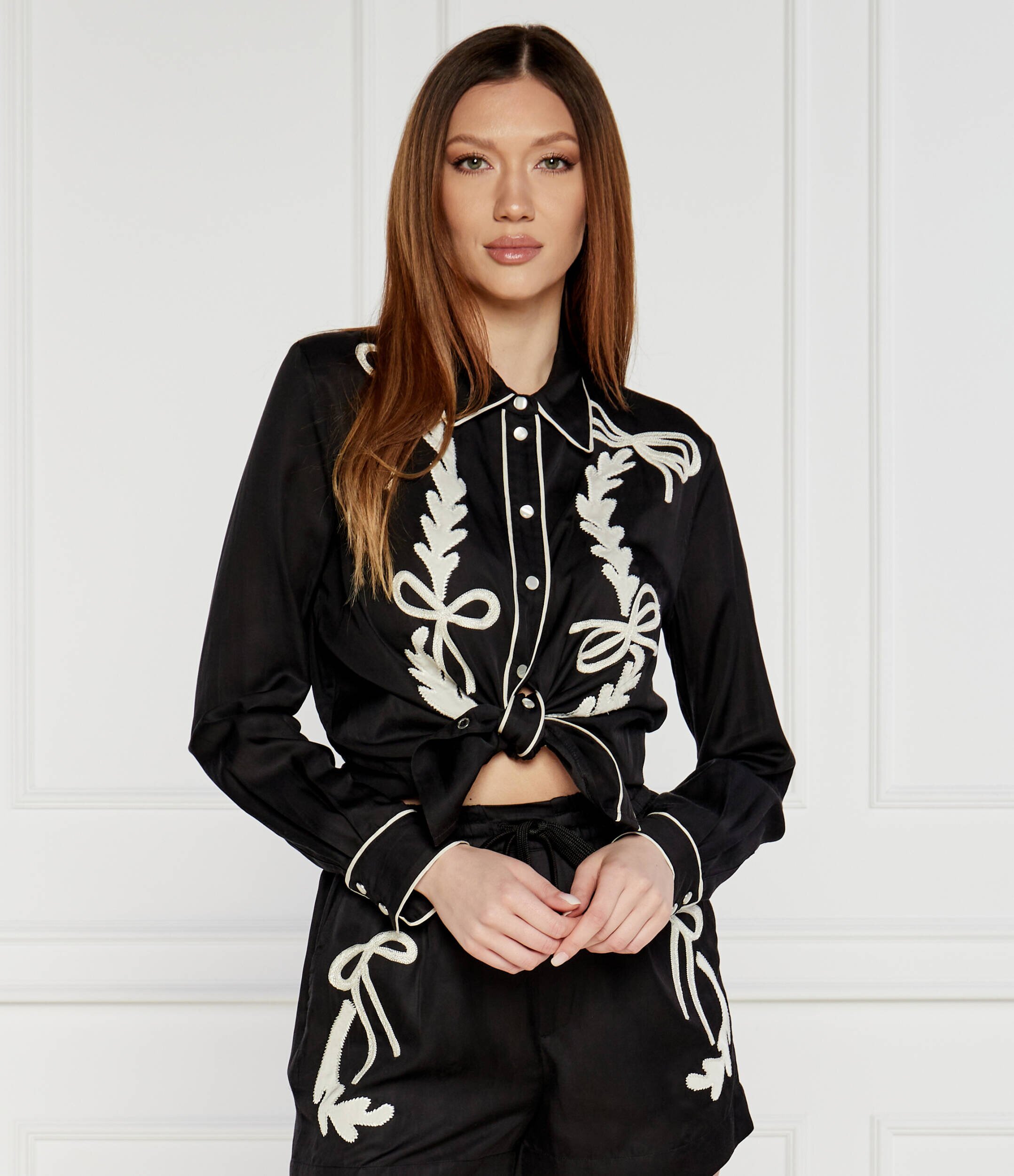 Pinko De satin cămașă RICAMATO | Regular Fit