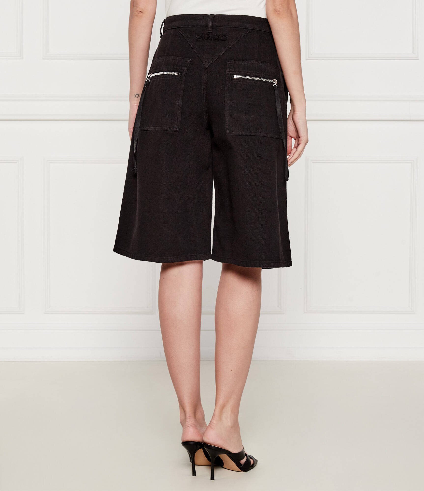 Pinko Pantaloni scurți PASCAL | Loose fit