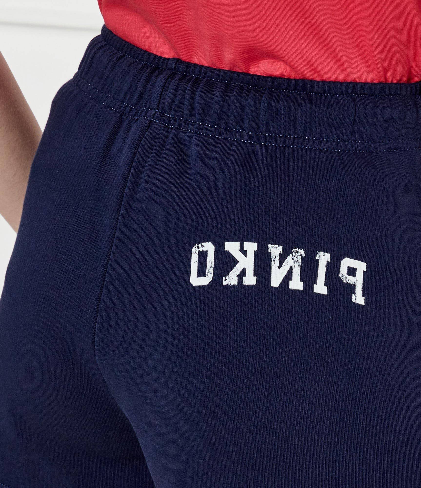 Pinko Pantaloni scurți | Regular Fit