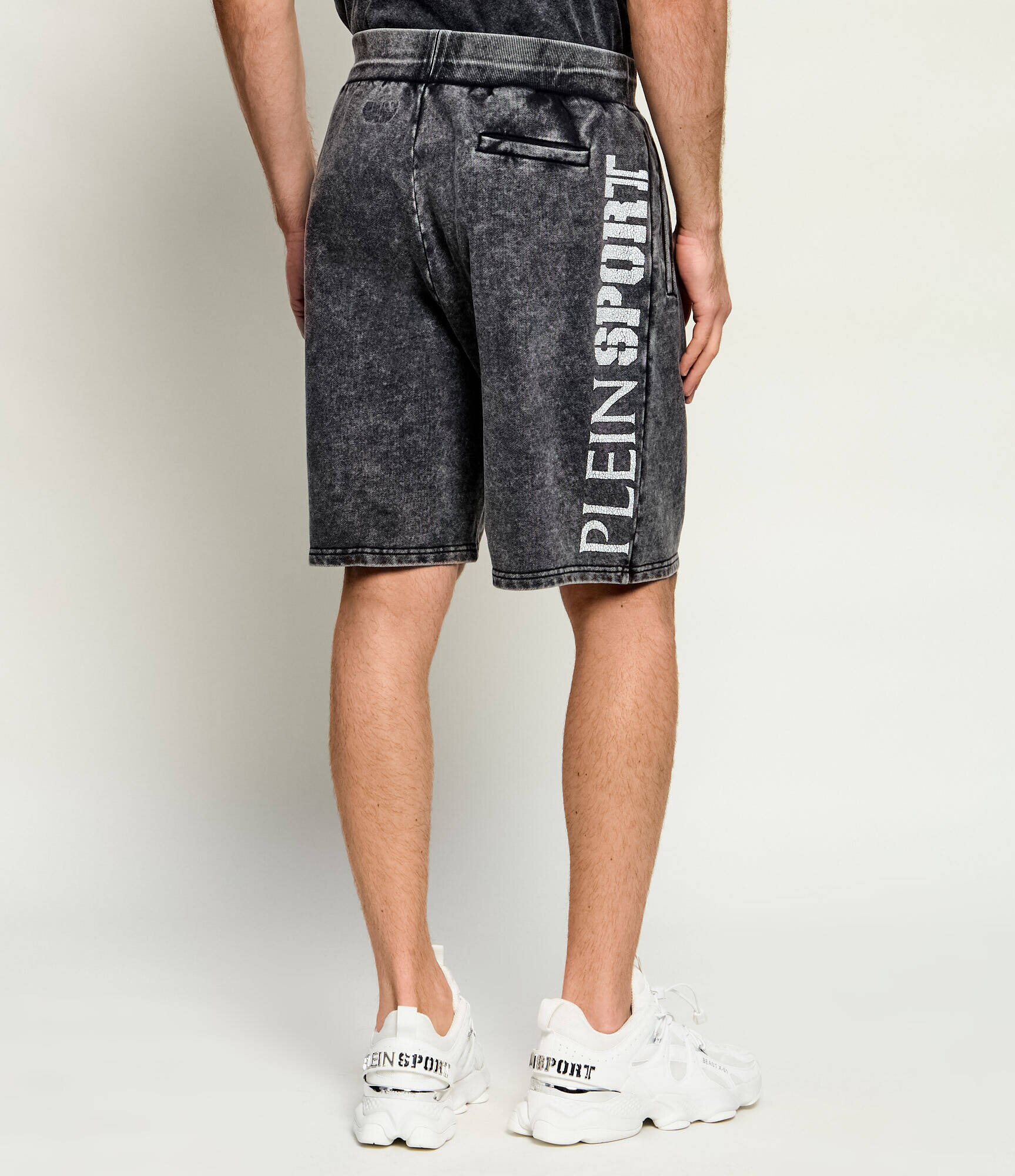 Plein Sport Pantaloni scurți Crackle Scratch | Loose fit
