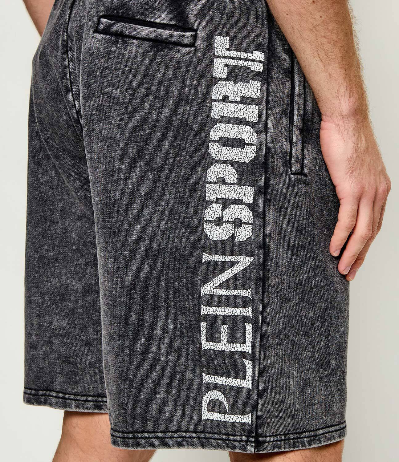 Plein Sport Pantaloni scurți Crackle Scratch | Loose fit