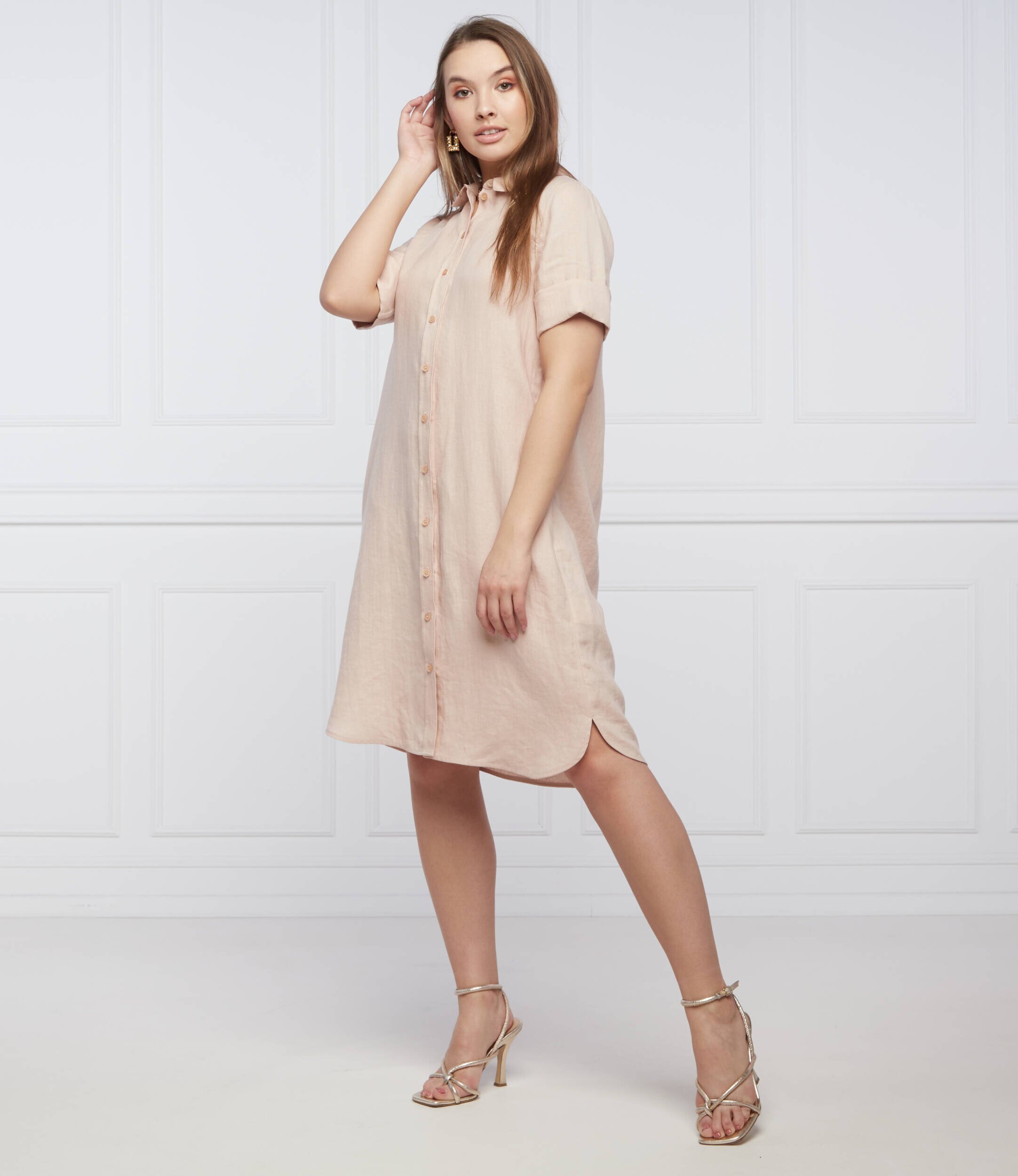 Riani De in rochie