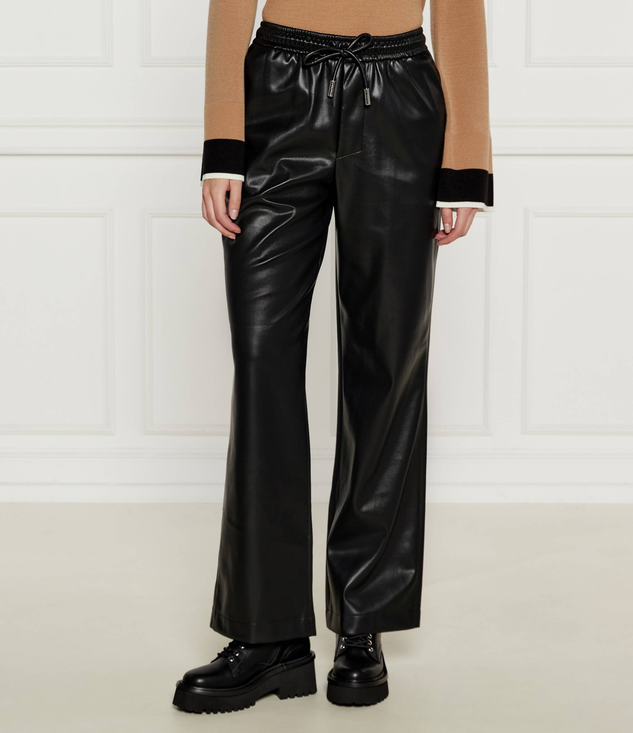 Silvian Heach Pantaloni | flare fit