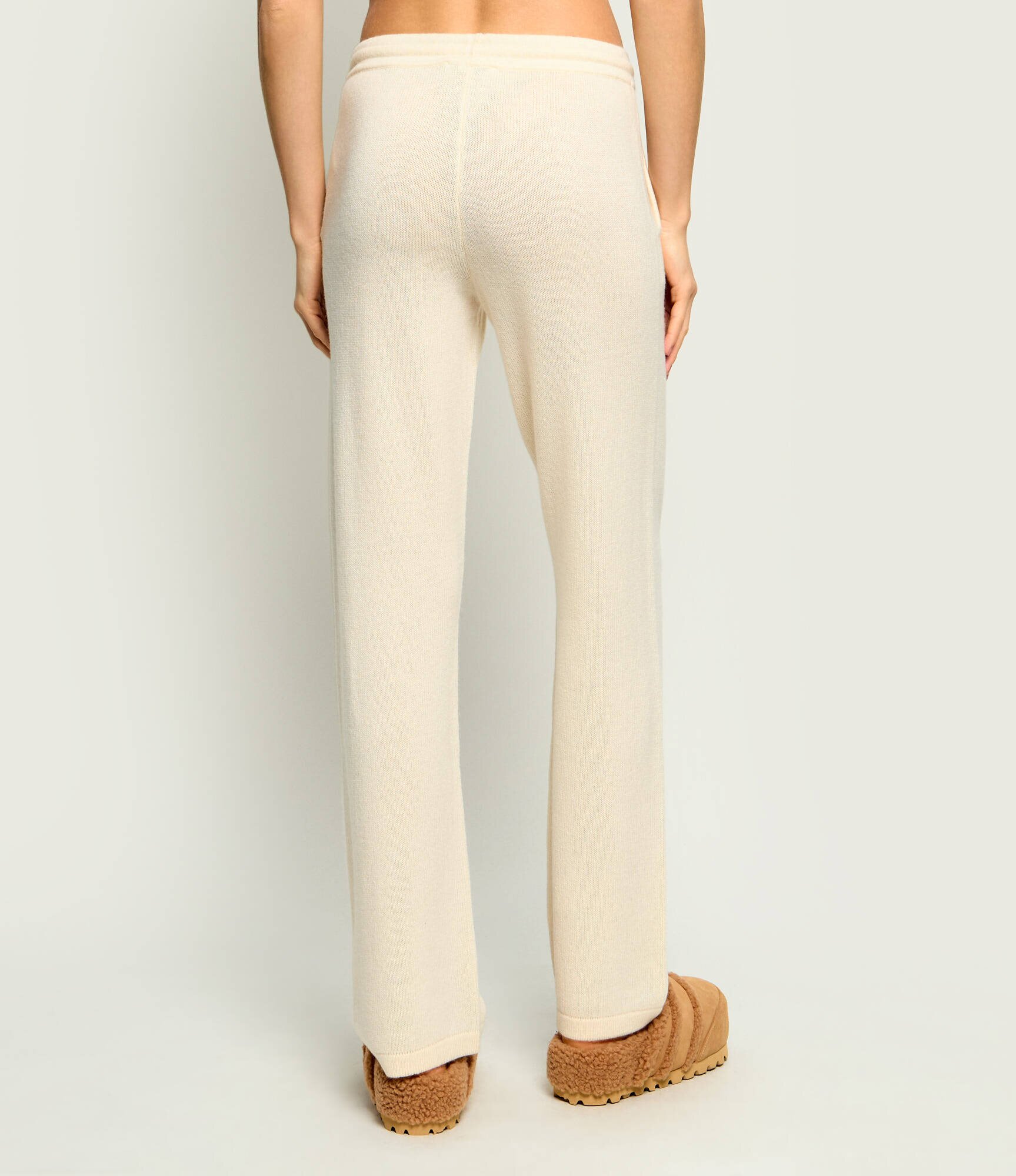 Sporty&Rich De cașmir pantaloni de tricot Ivana | regular fit cu adaos de lână