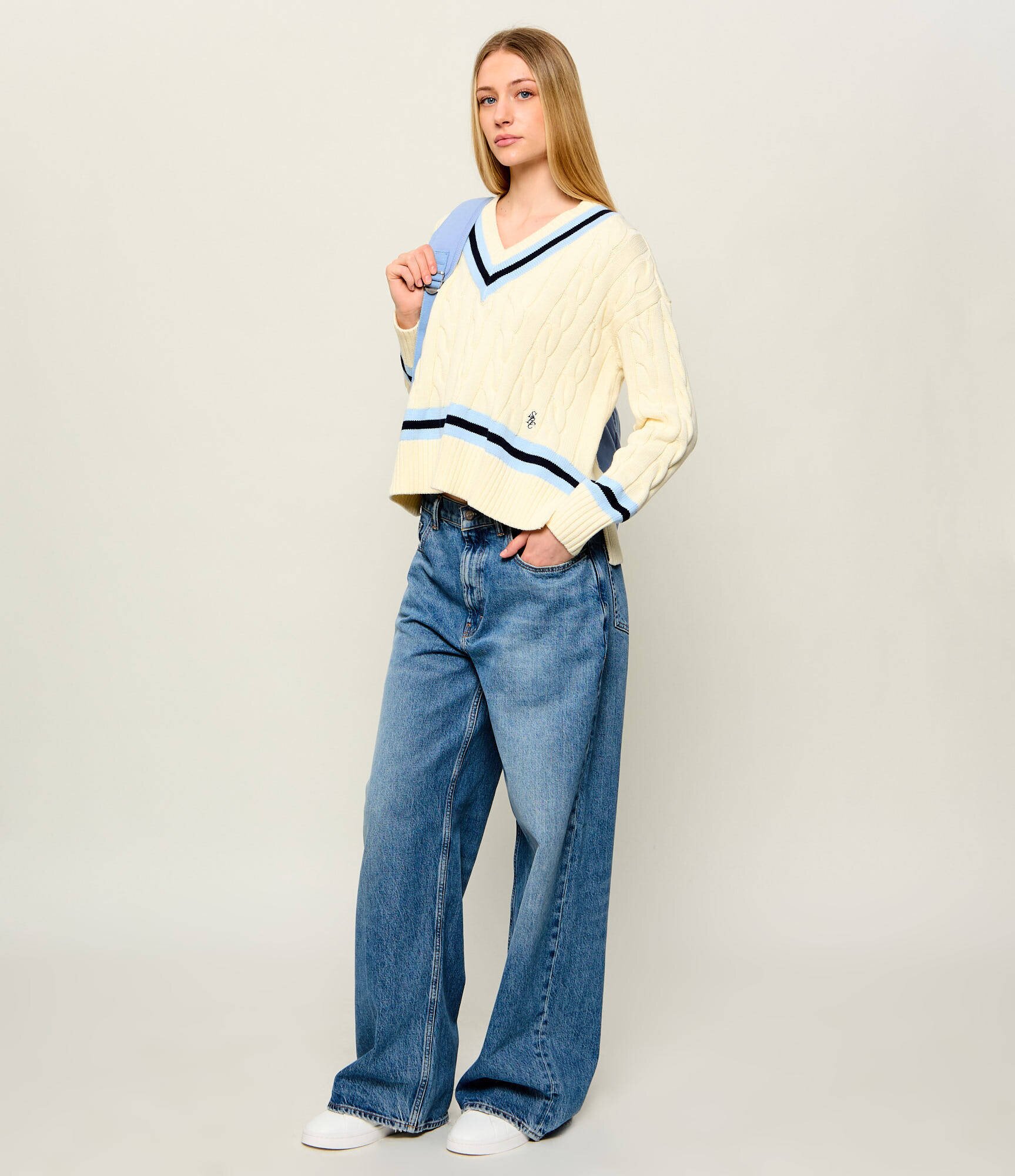 Sporty&Rich Pulover IDORA | Relaxed fit