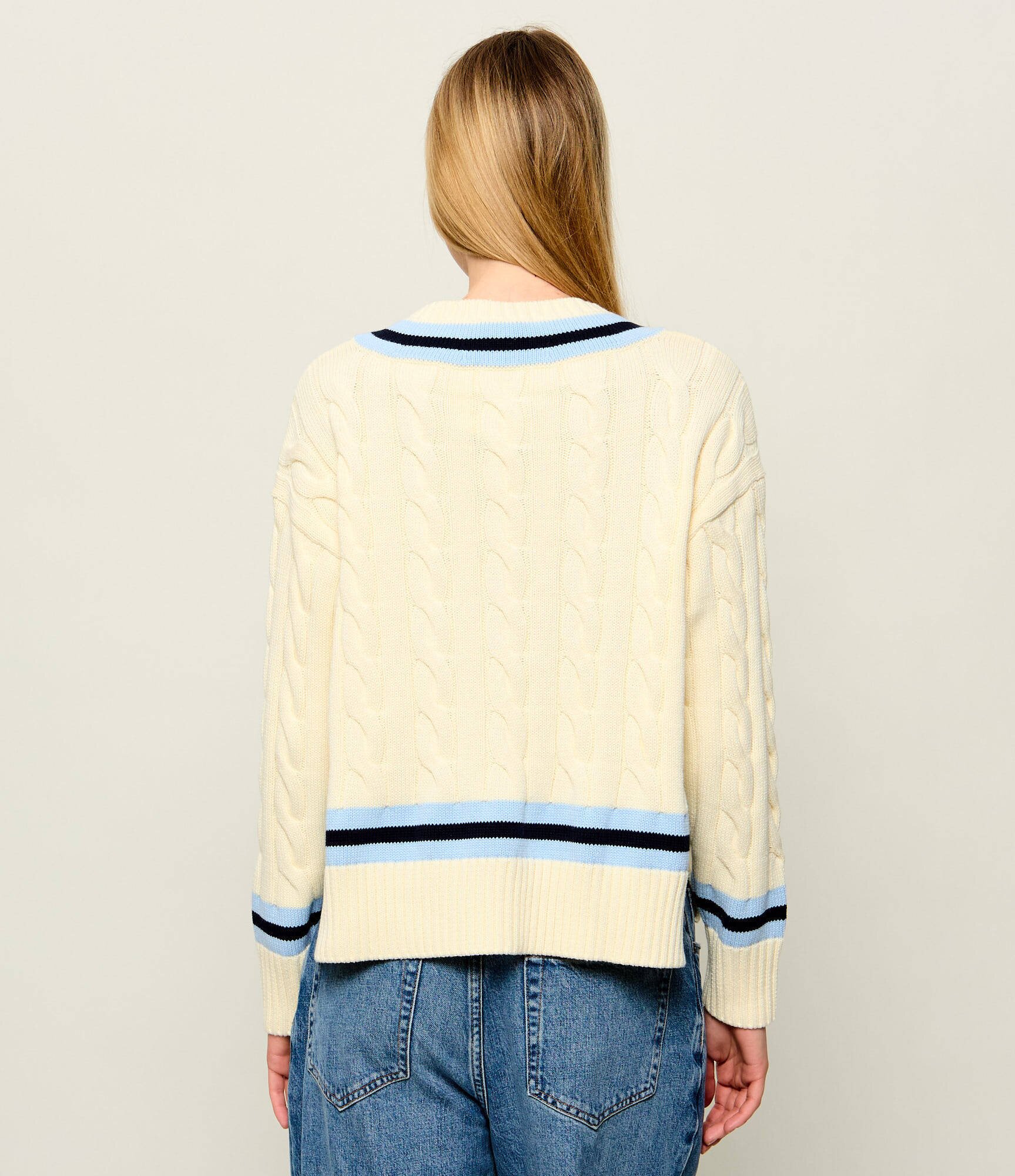 Sporty&Rich Pulover IDORA | Relaxed fit