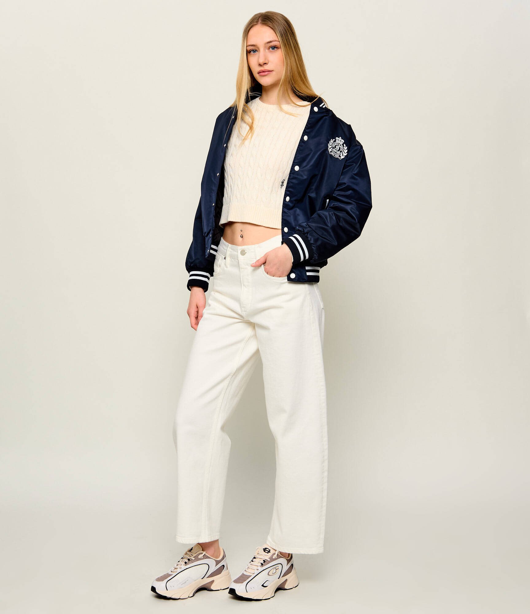 Sporty&Rich Pulover Isao | Cropped Fit