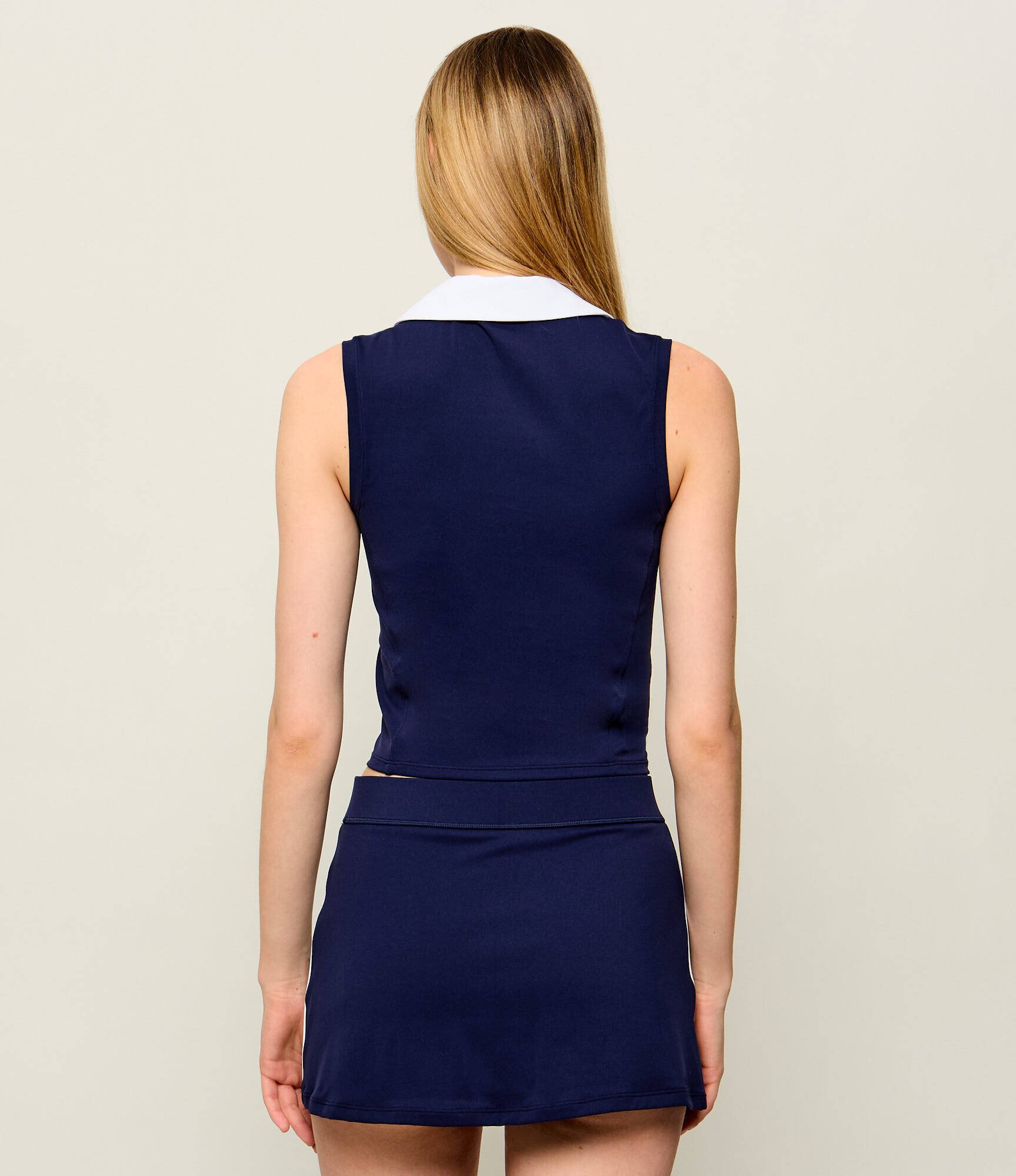 Sporty&Rich Top Signature | Cropped Fit