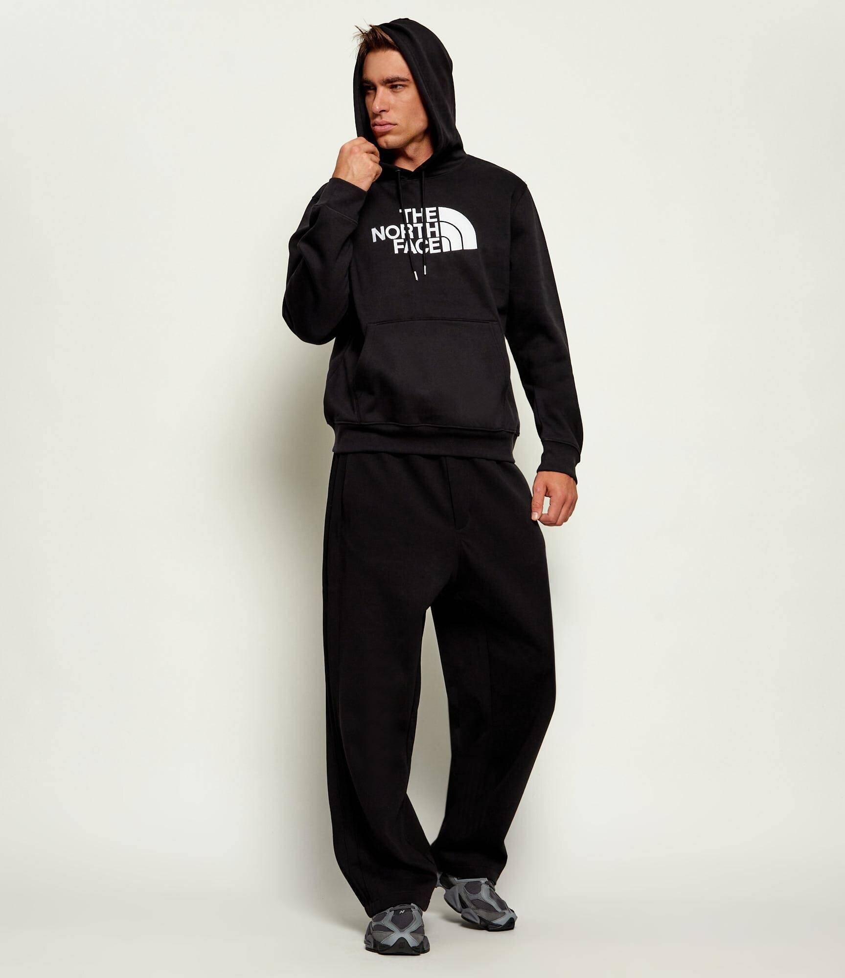 The North Face Hanorac TNF Essential | regular fit