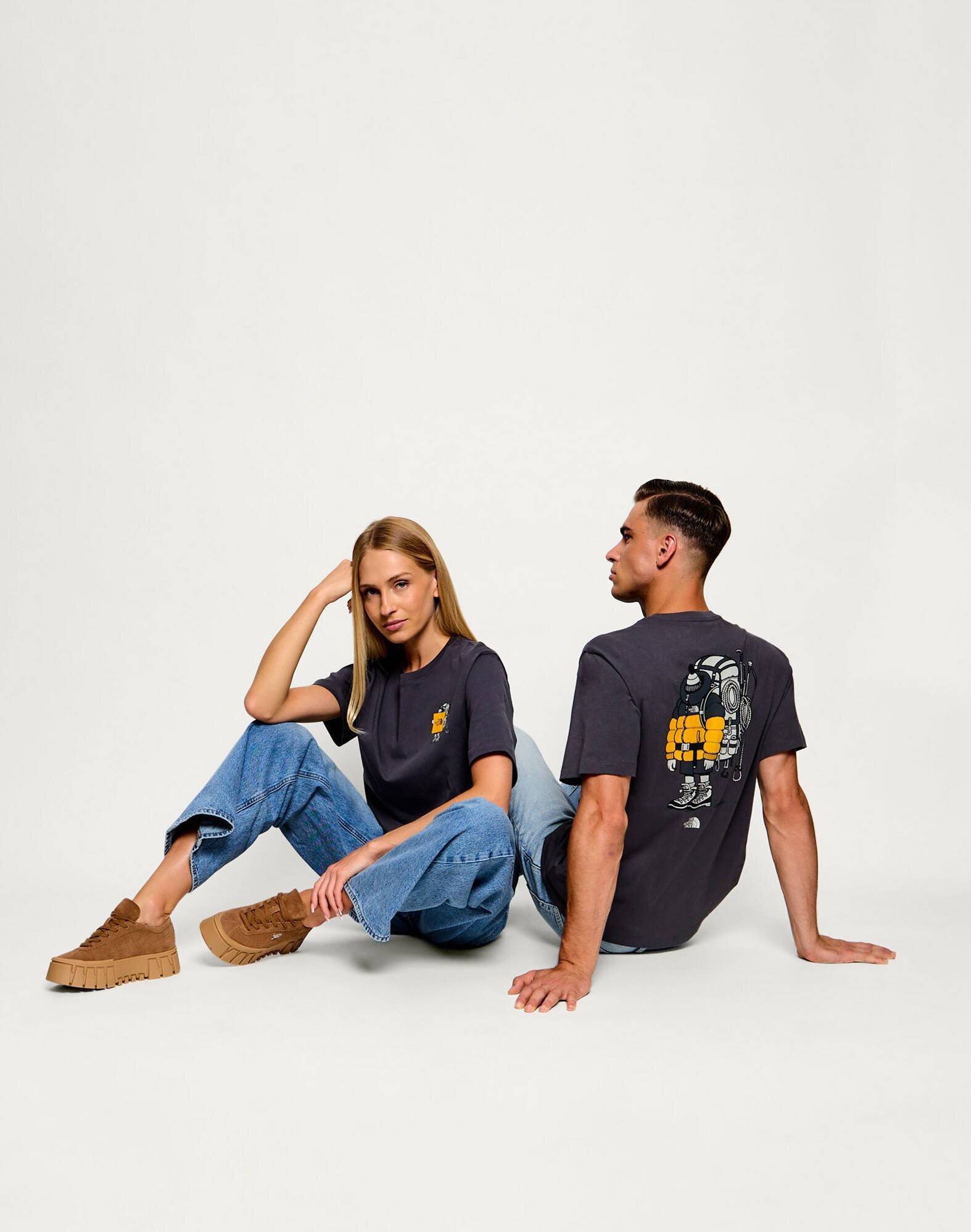 The North Face Tricou Gear Up Get Out | Relaxed fit