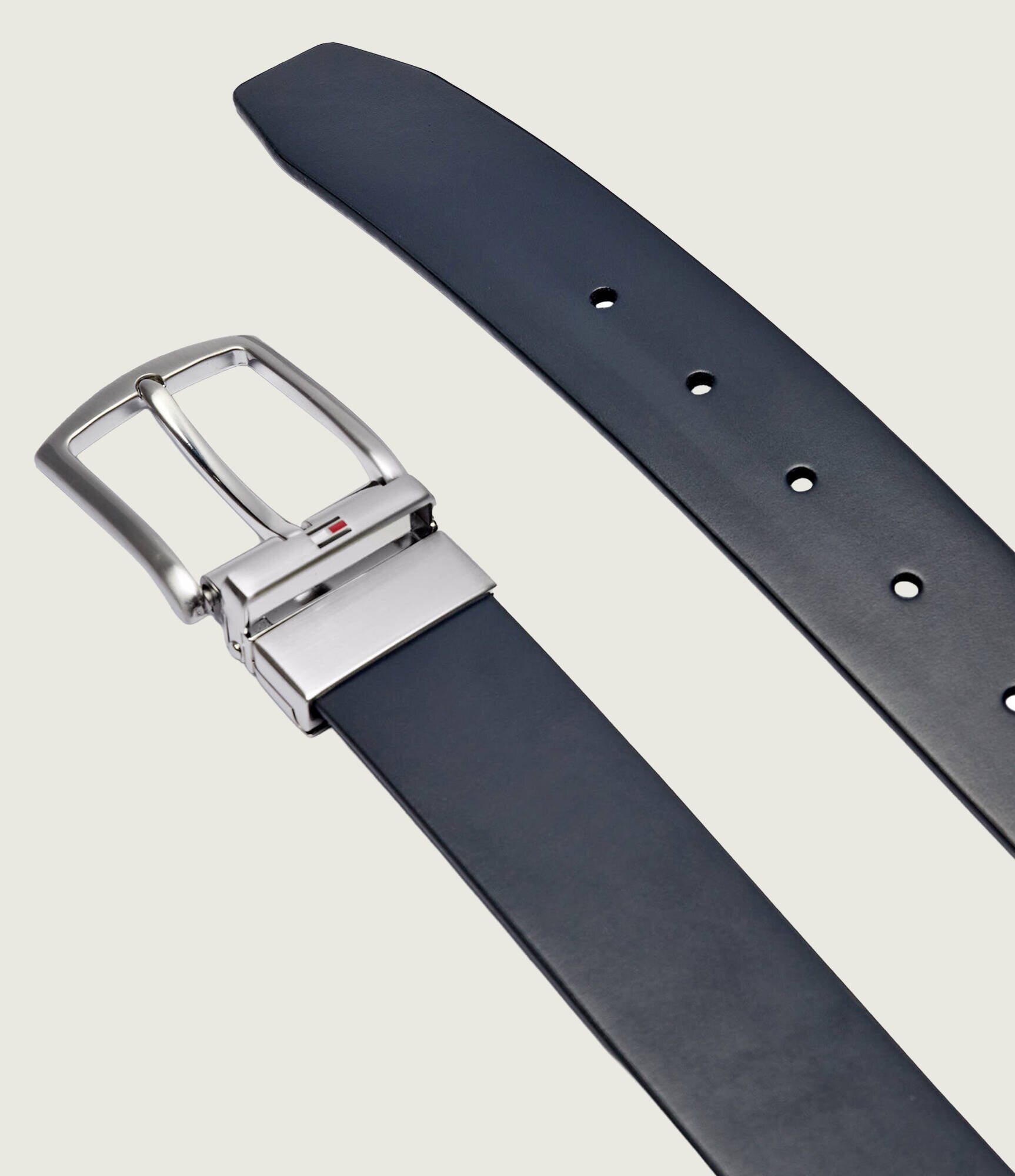 Tommy Hilfiger De piele cu două fețe curea DENTON 3.5 REV