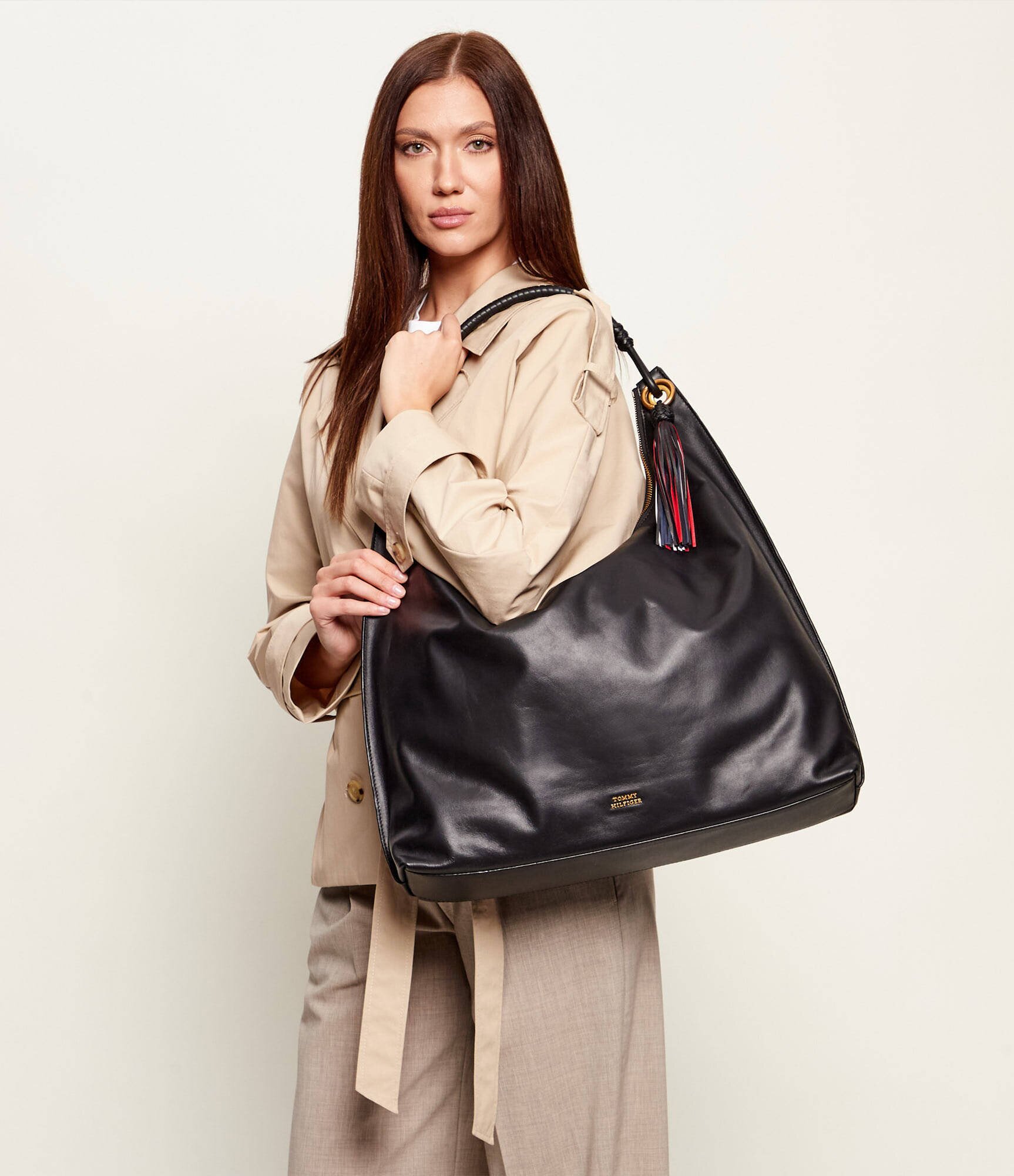 Tommy Hilfiger De piele hobo TH STATEMENT