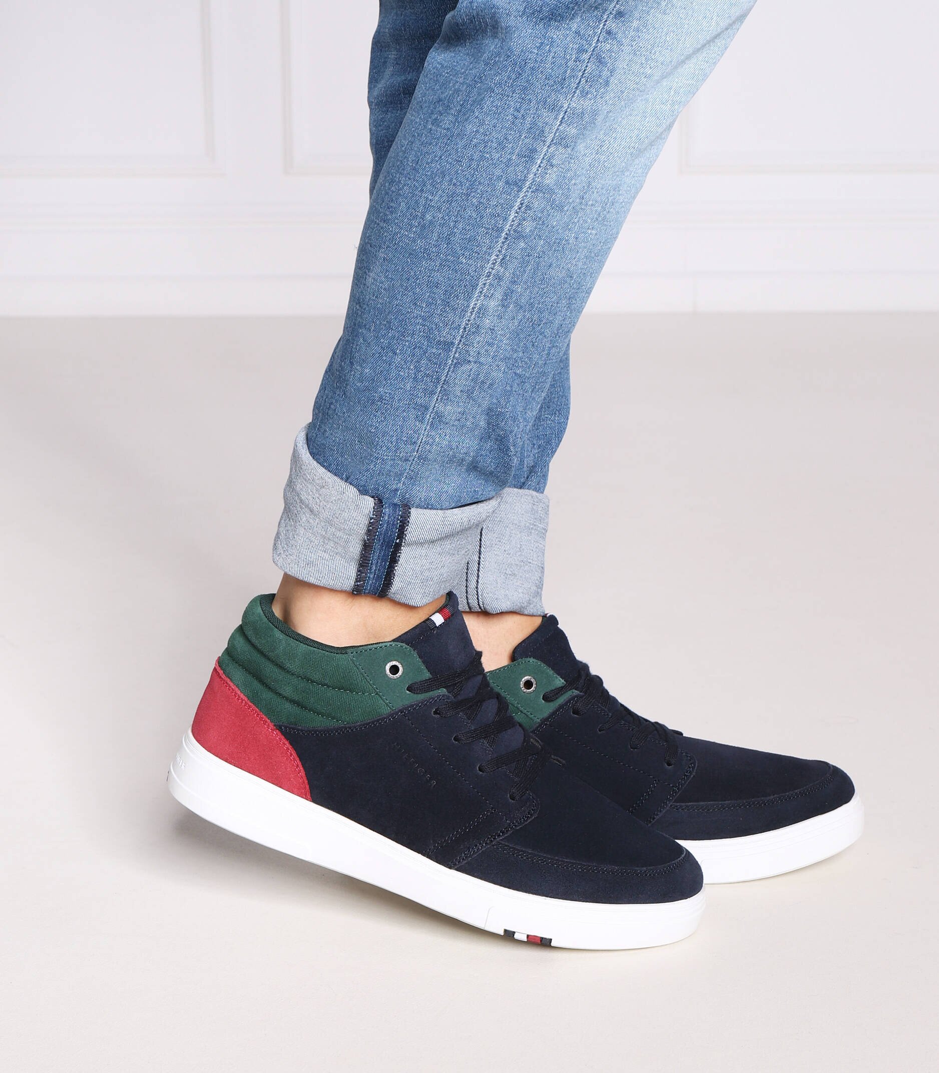 Tommy Hilfiger De piele sneakers MODERN CUPSOLE CHUKKA SUEDE