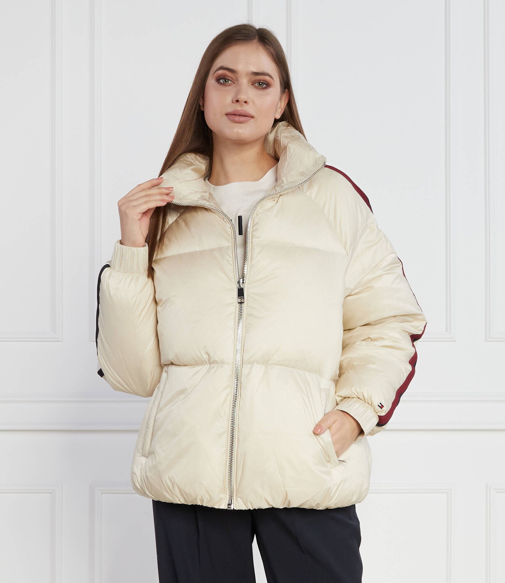Tommy Hilfiger De puf geacă MODERN GS PUFFER | Regular Fit