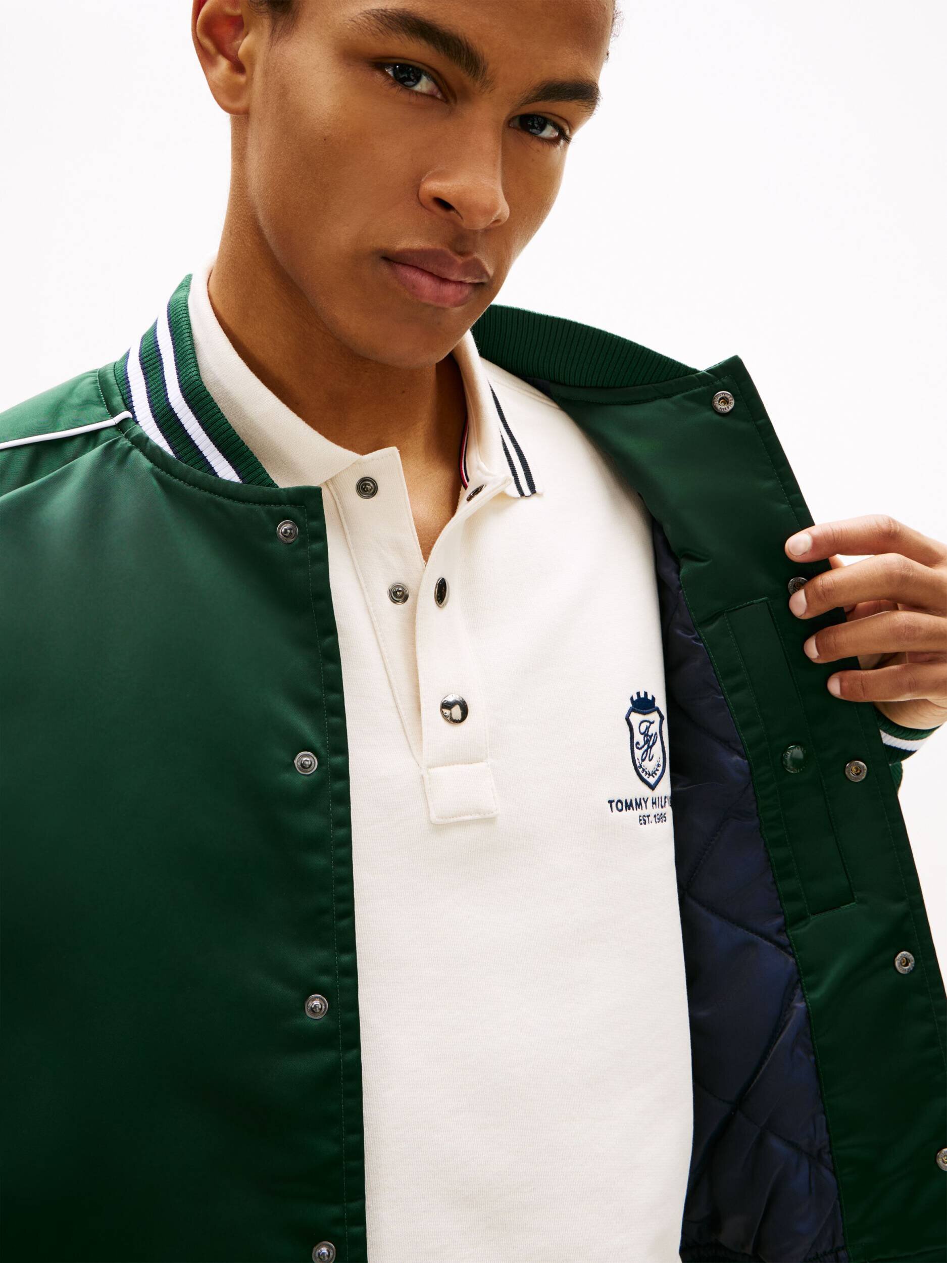 Tommy Hilfiger De satin geacă bomber VARSITY | Loose fit