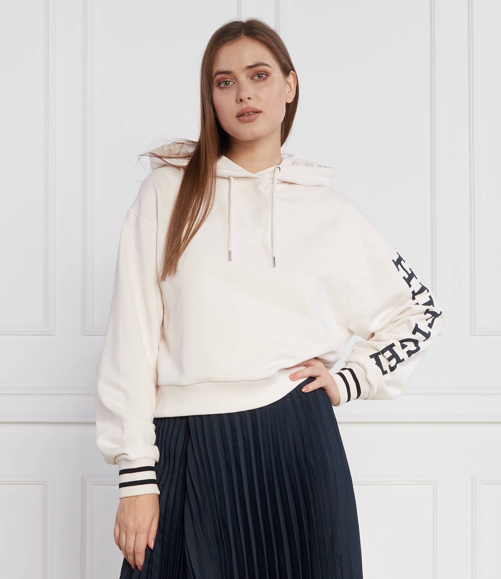 Tommy Hilfiger Hanorac REG MONOTYPE SLV CROP HOODIE | Relaxed fit