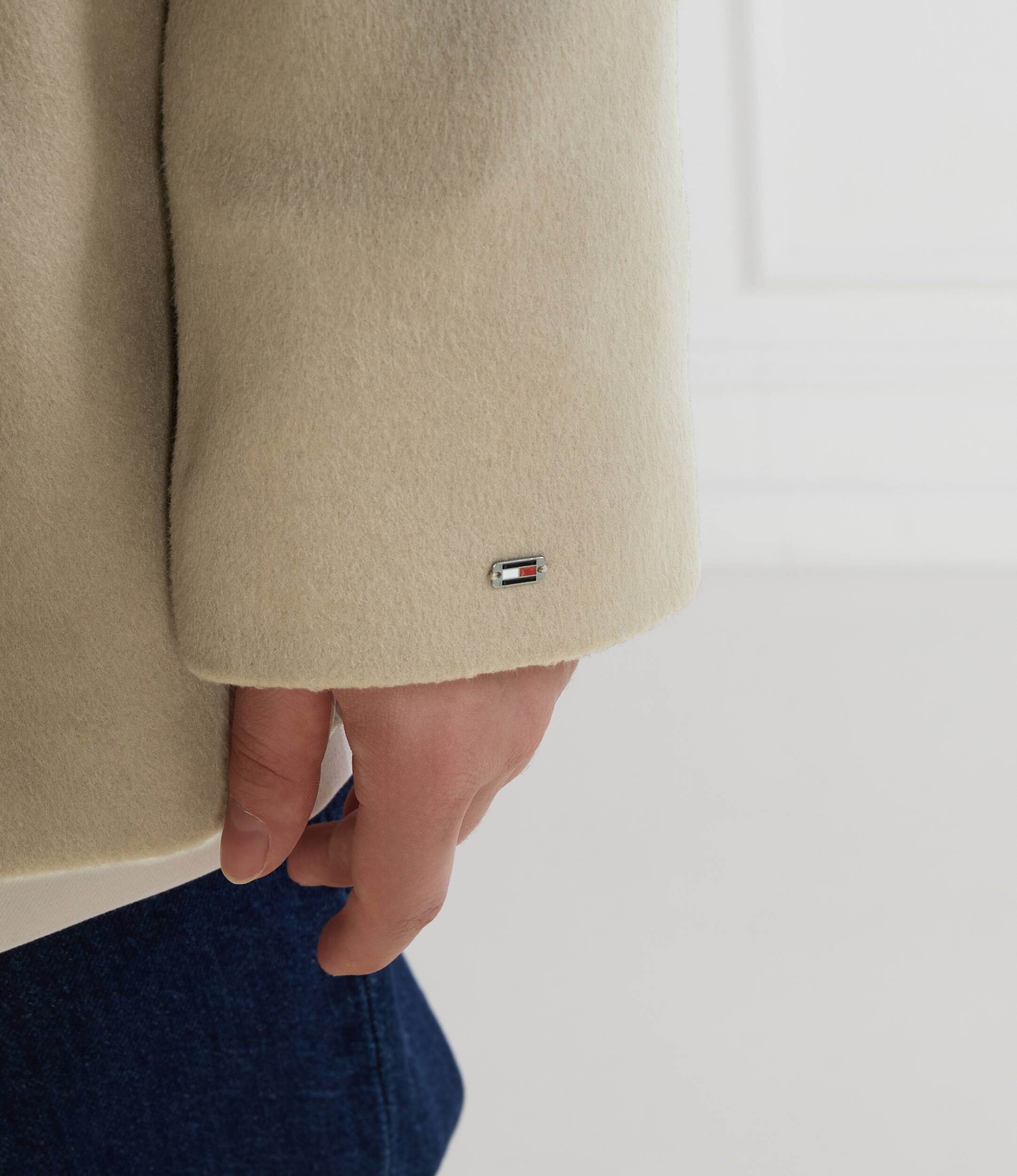 Tommy Hilfiger Palton DB BELTED FUNNEL JKT cu adaos de lână