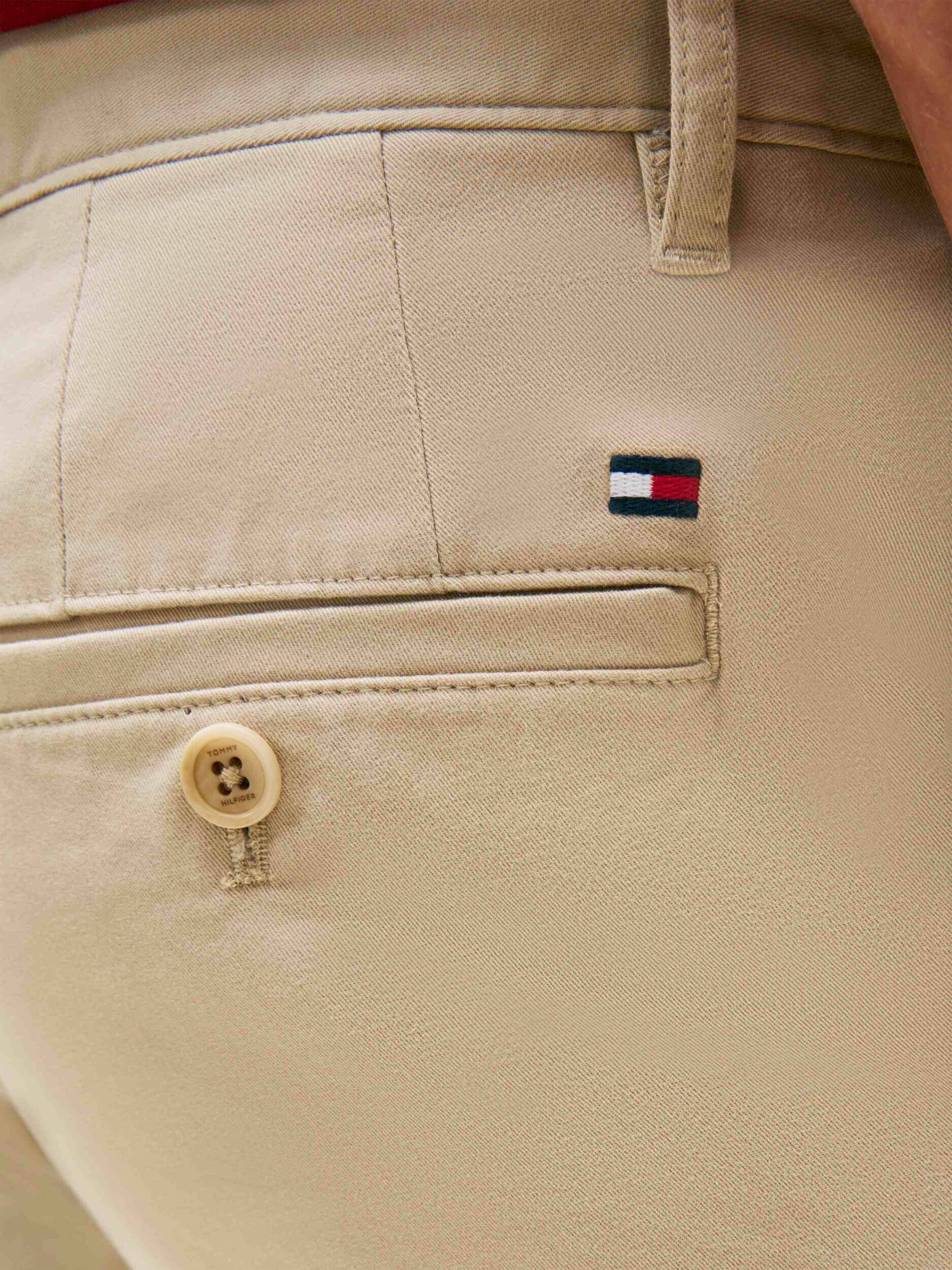 Tommy Hilfiger Pantaloni chino Denton | x F.C. Liverpool | Straight fit