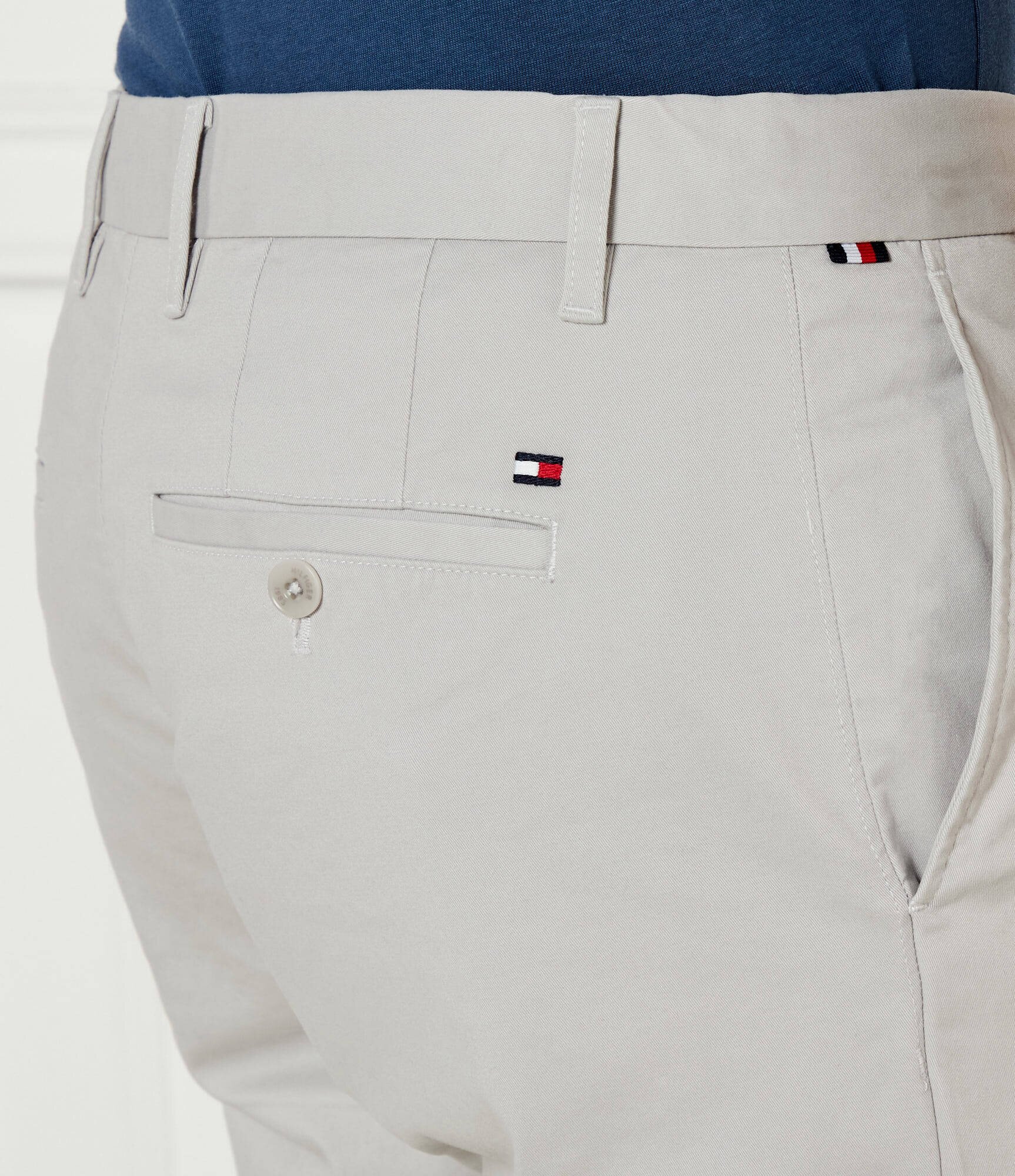 Tommy Hilfiger Pantaloni scurți chino 1985 | Slim Fit