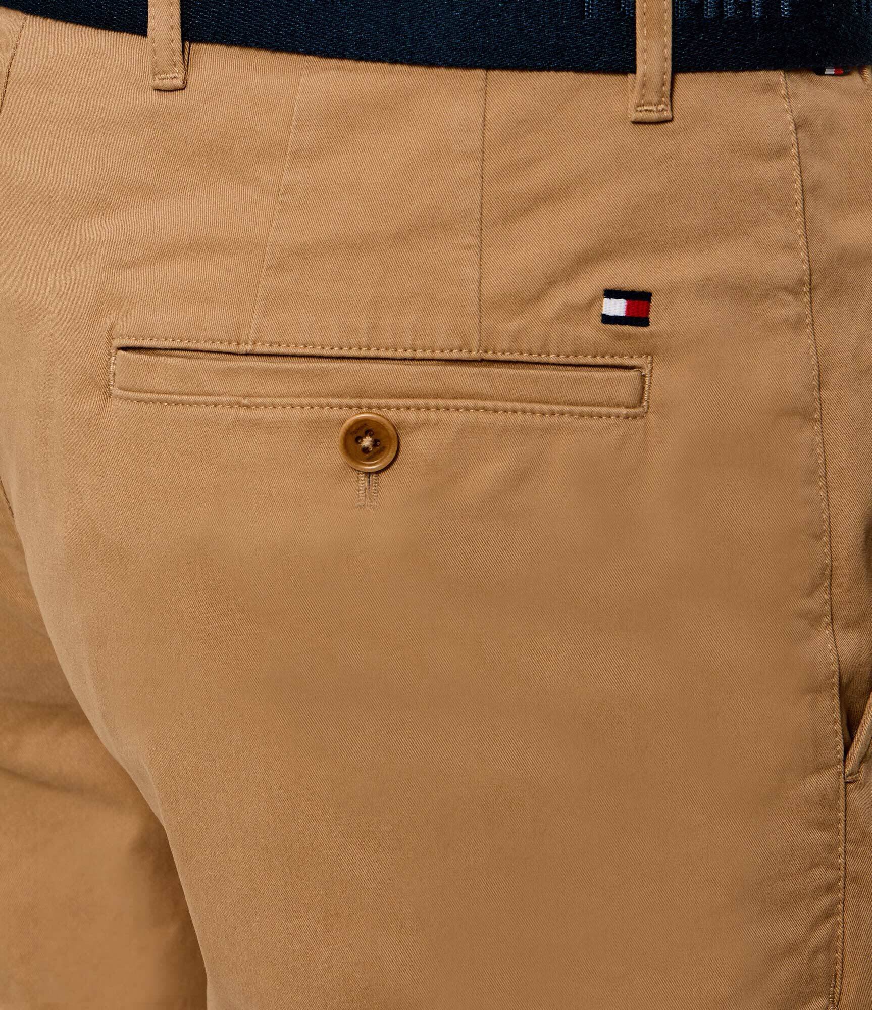 Tommy Hilfiger Pantaloni scurți chino + curea Denton | Slim Fit