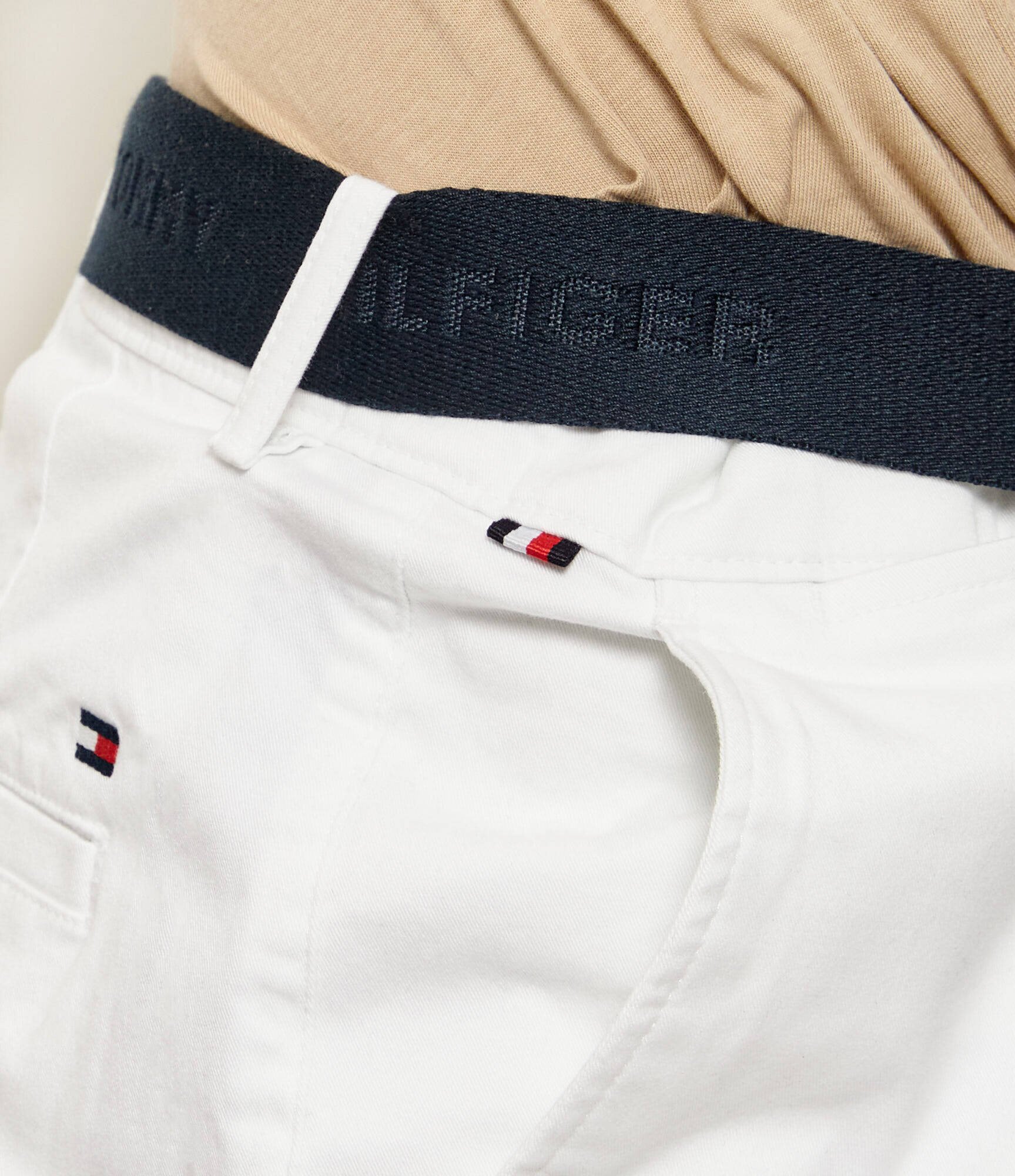Tommy Hilfiger Pantaloni scurți chino + curea Denton | Slim Fit