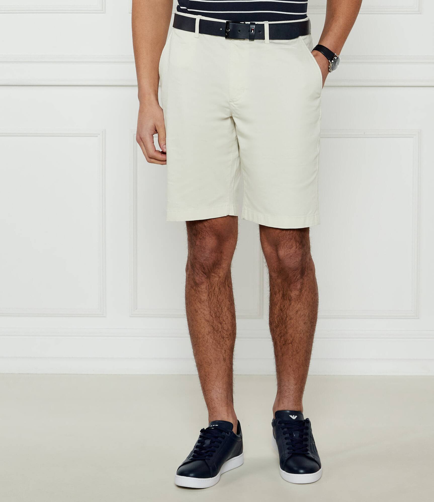 Tommy Hilfiger Pantaloni scurți chino | Loose fit