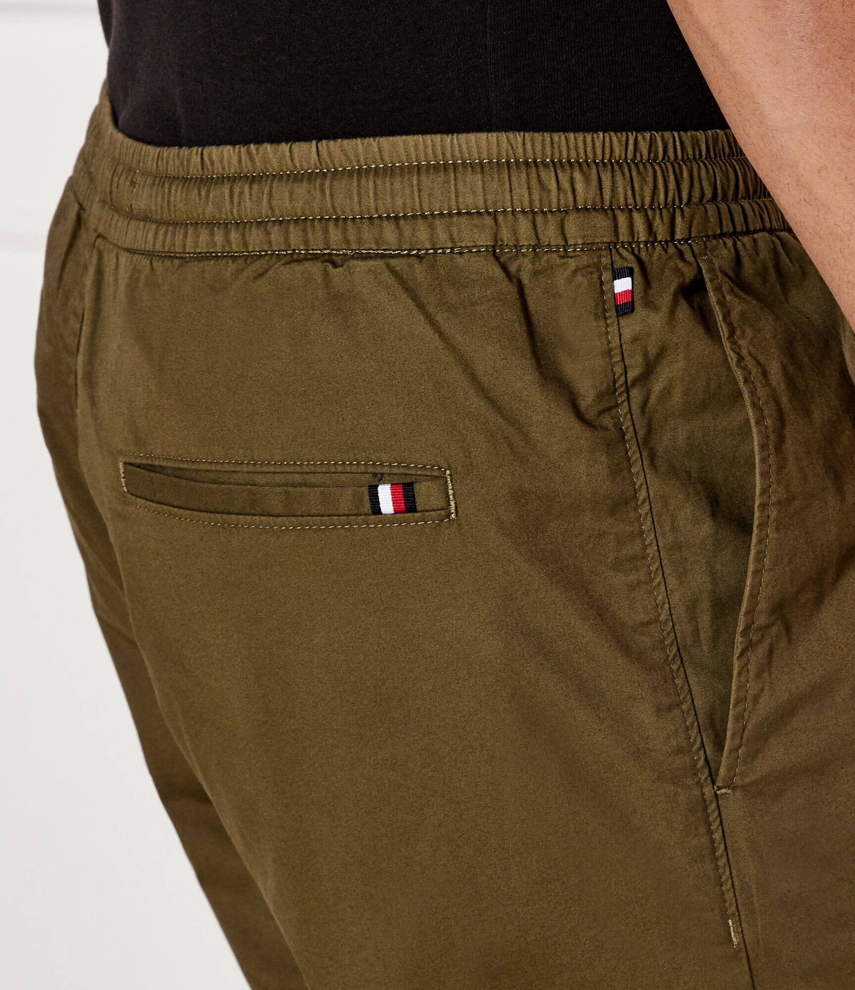 Tommy Hilfiger Pantaloni scurți chino | regular fit