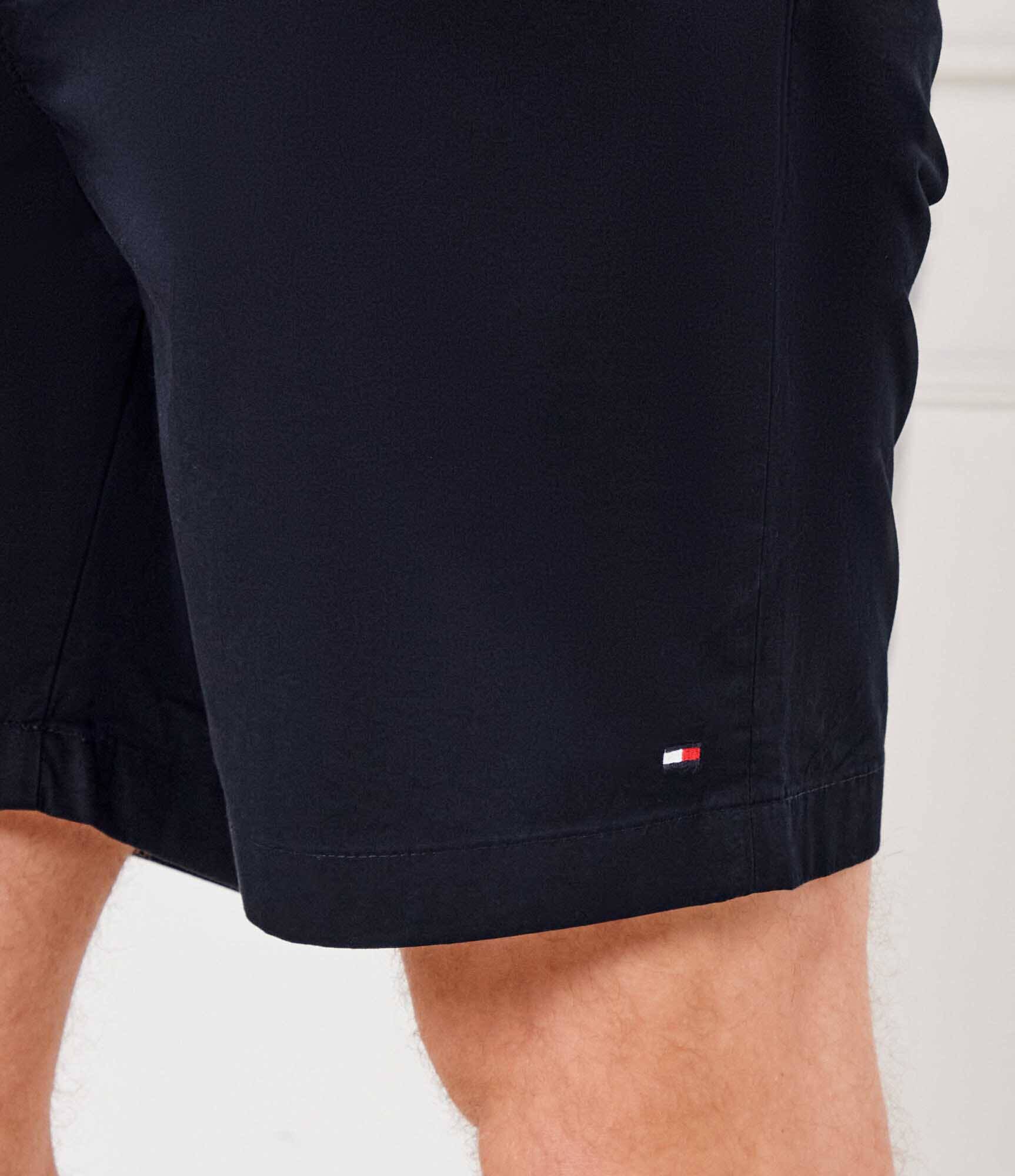 Tommy Hilfiger Pantaloni scurți chino | regular fit