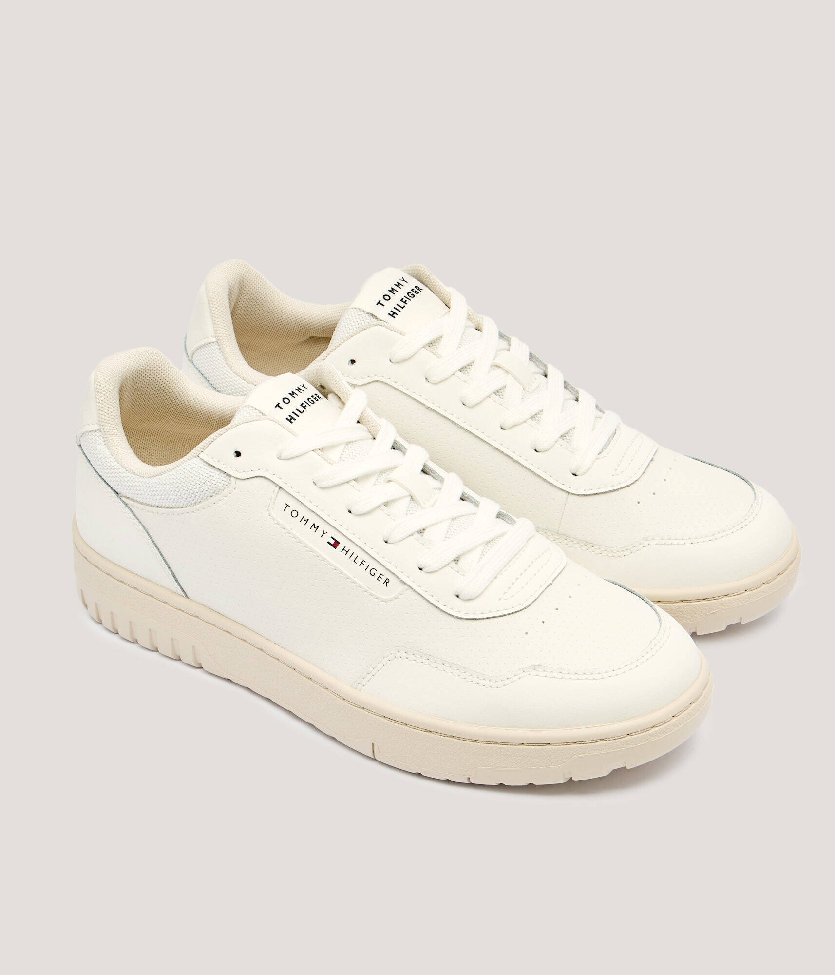 Tommy Hilfiger Teniși din piele BASKET CORE